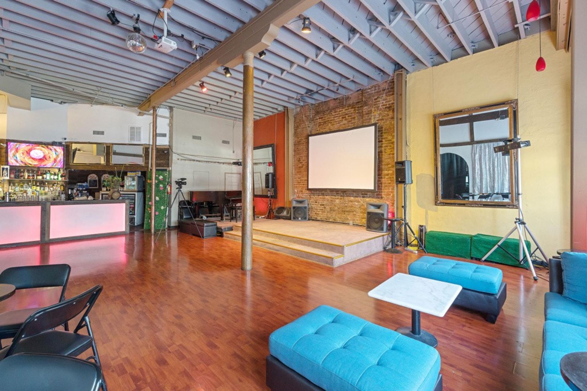 The Lower Lounge Stages