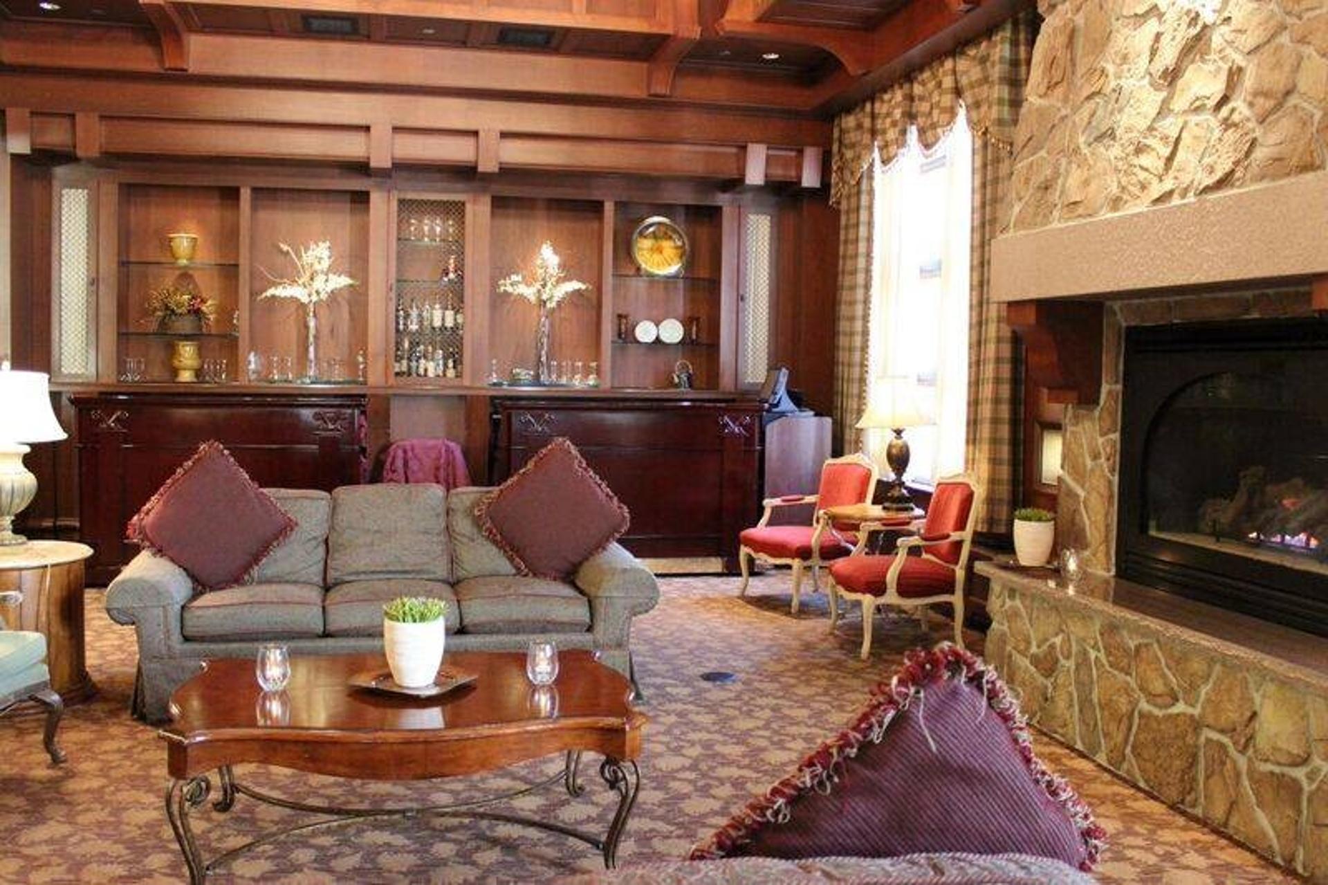The Grand Parlor