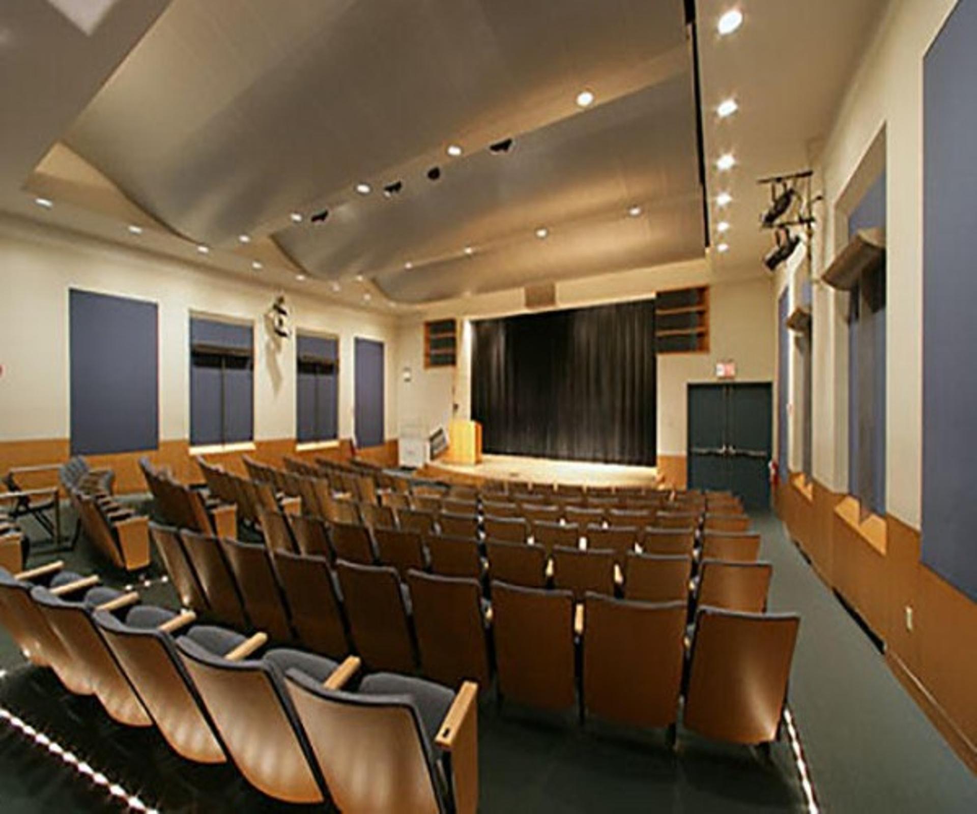 Linder Theater