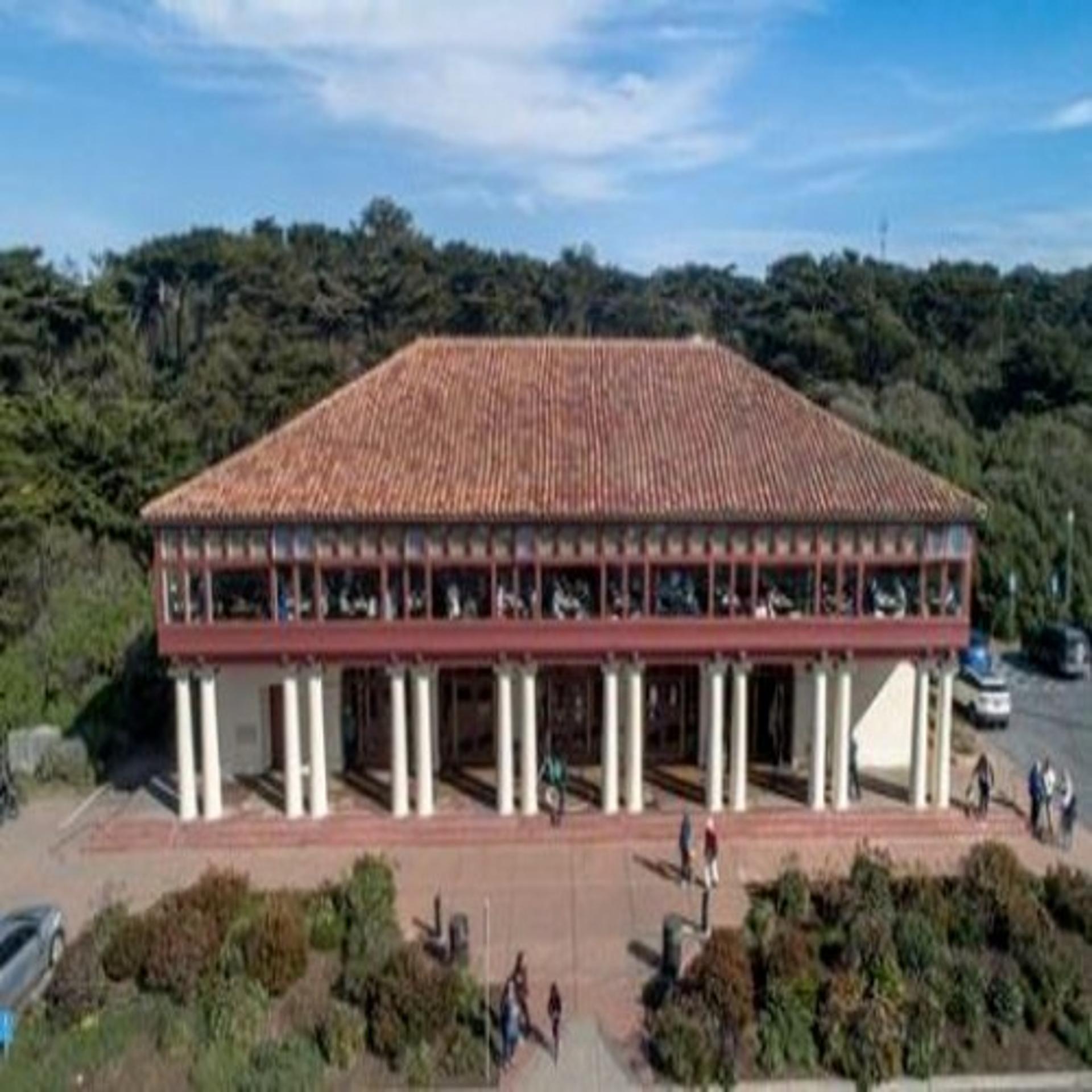 The Beach Chalet - Full Buyout