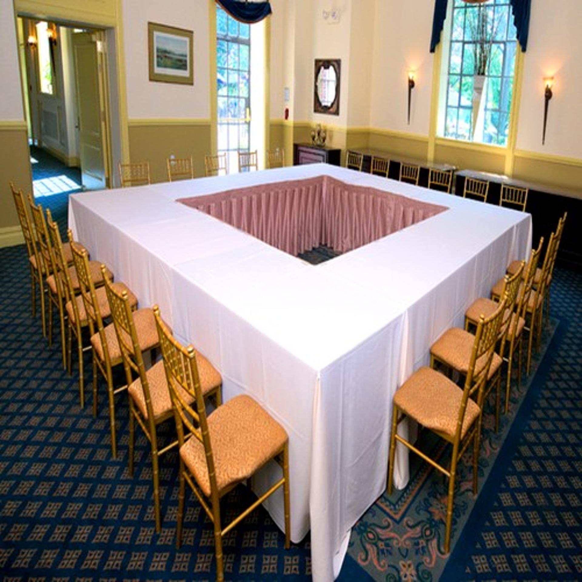 7th Avenue Room 