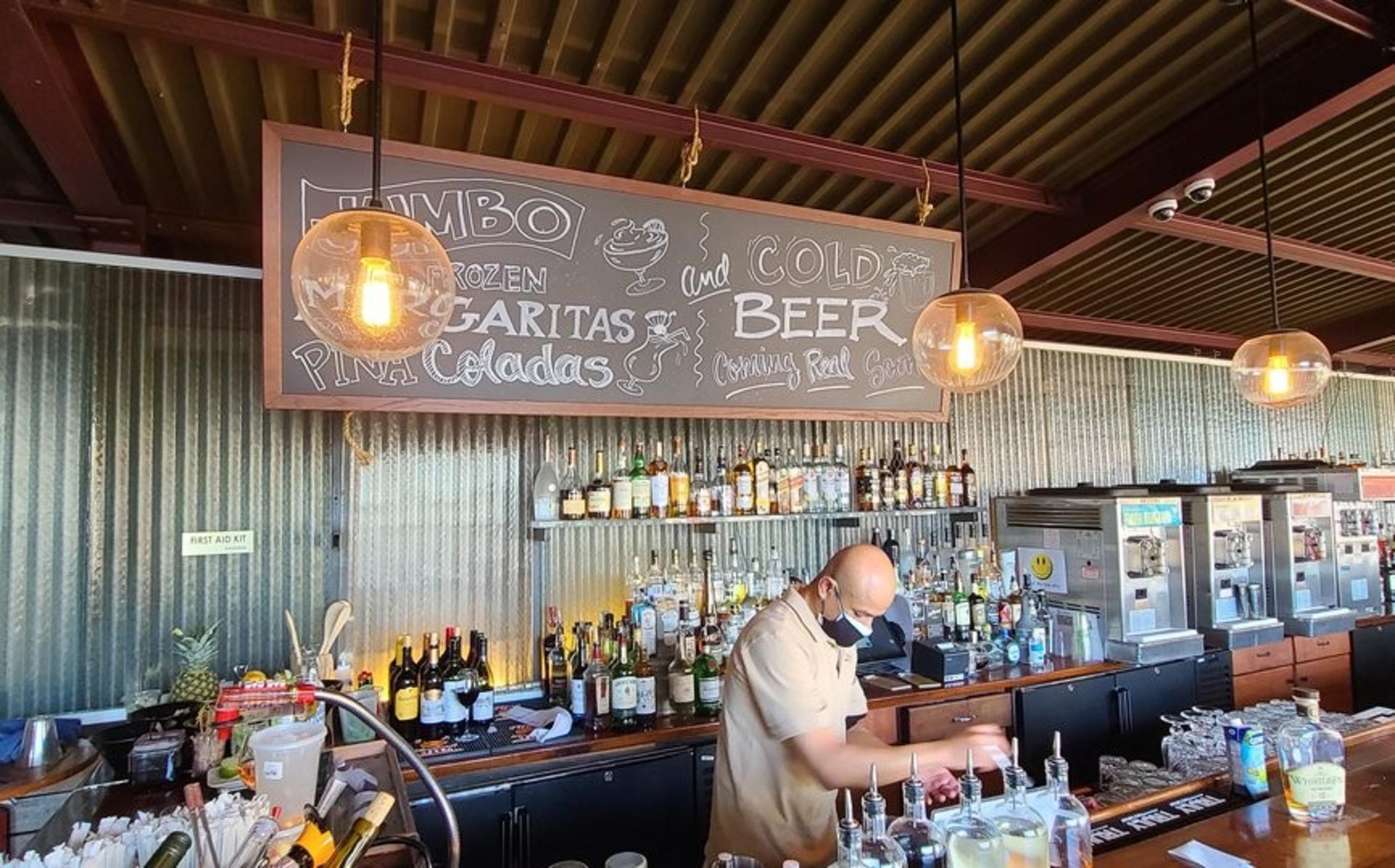 Bar