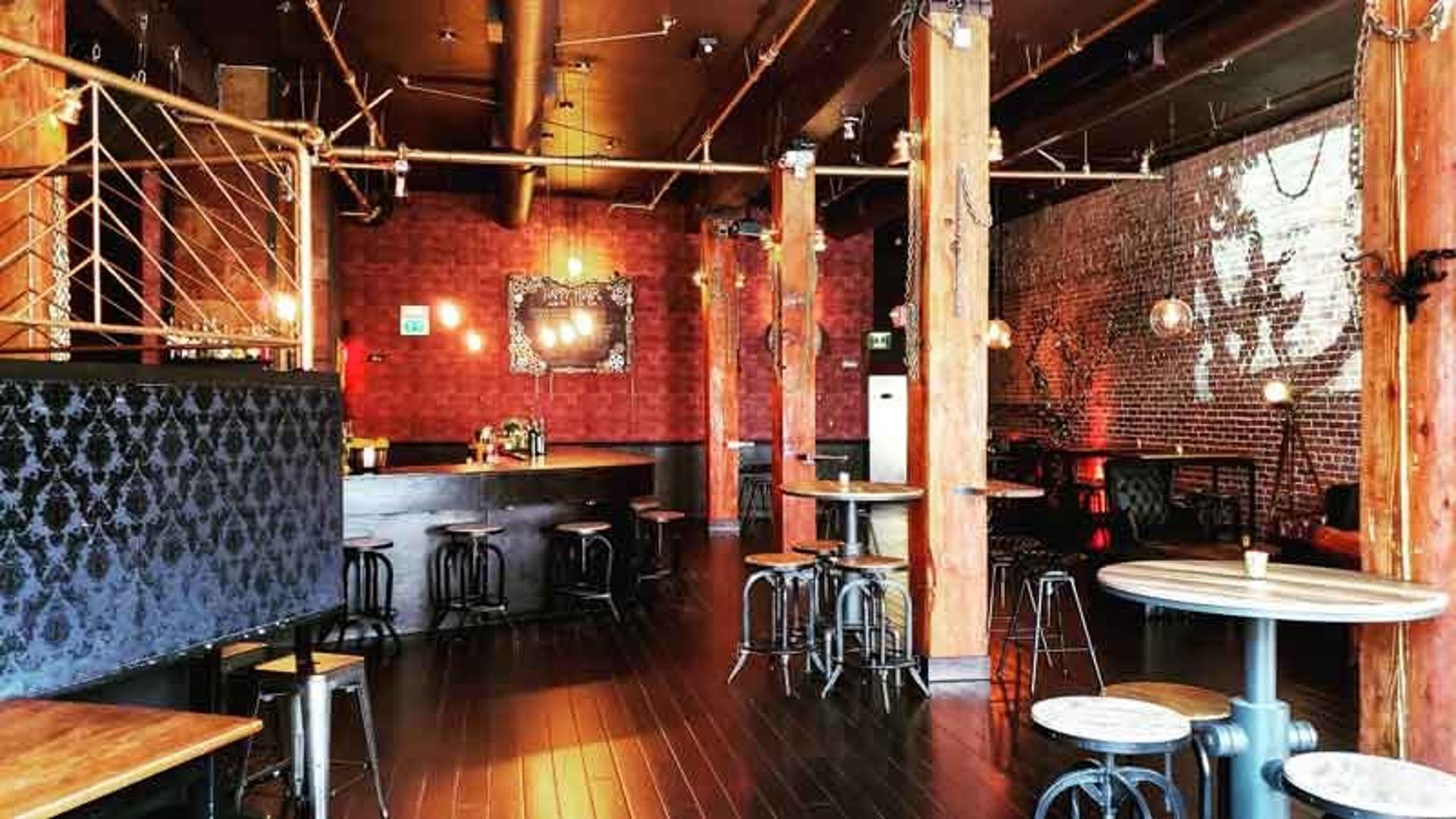 10 Festive Pop-Up Bars Going All-Out For The Holidays In San Francisco