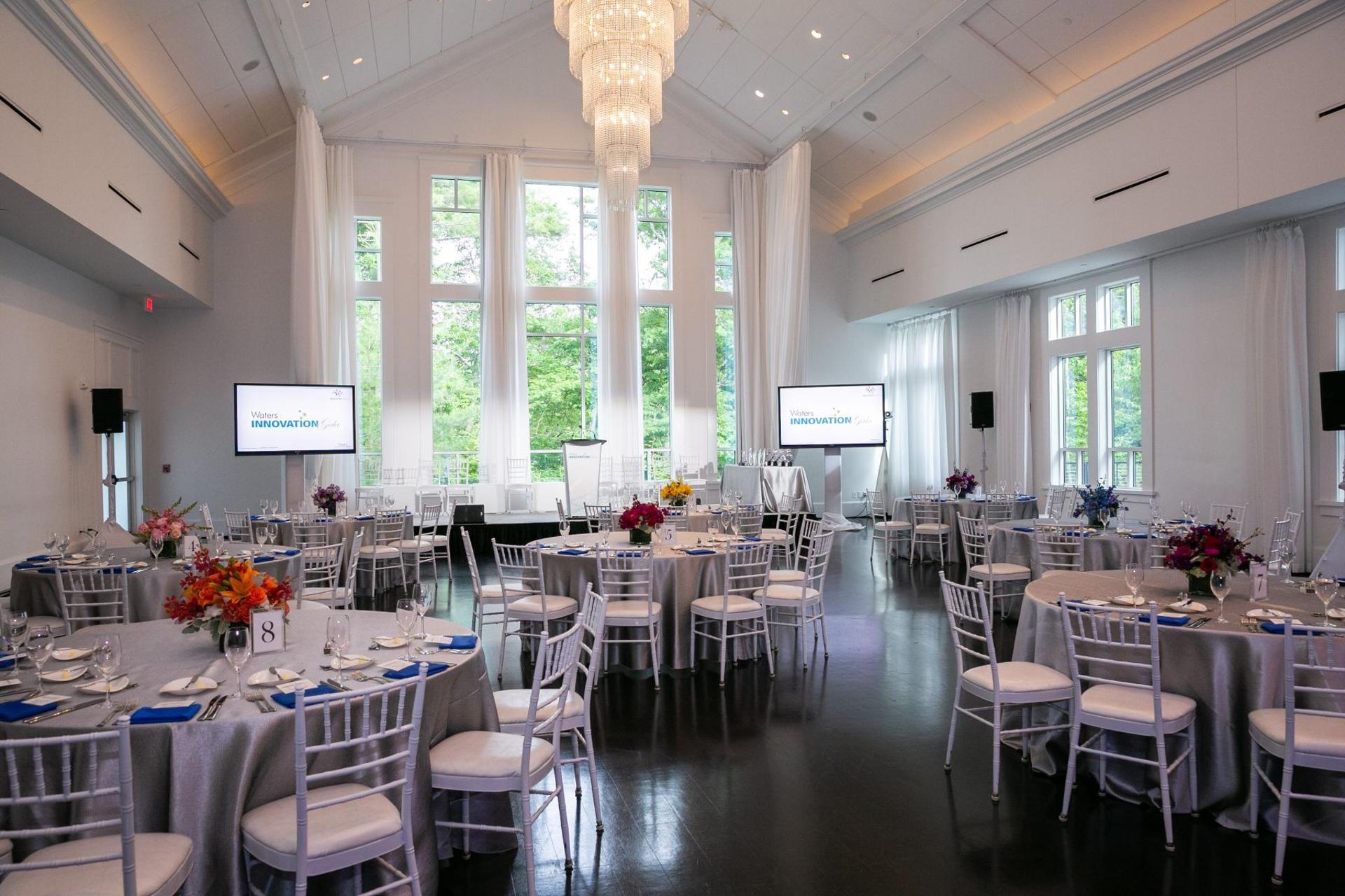 Lakeview Ballroom & Courtyard