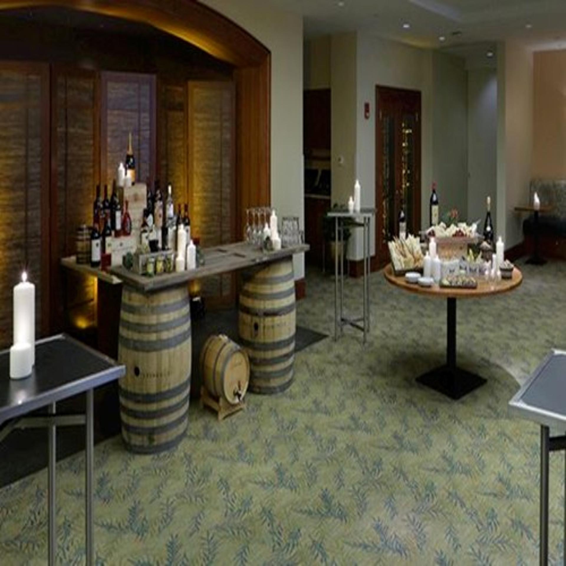 Aura Restaurant 