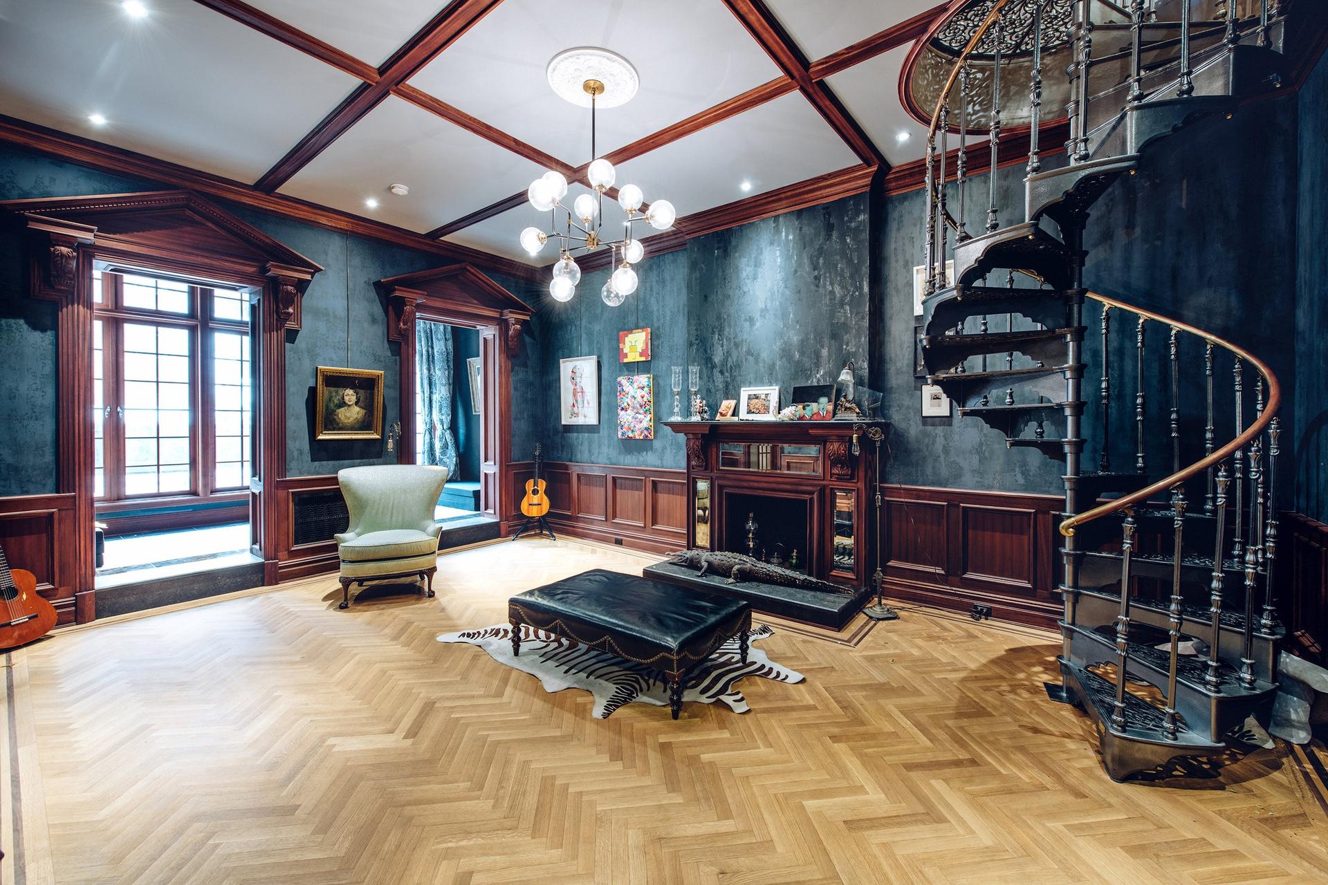 The Mansion