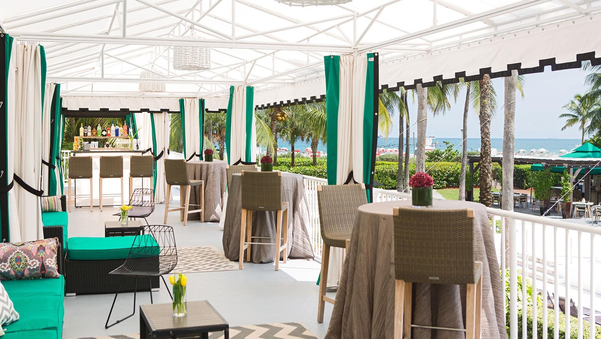 Poolside Cabanas - South Upper