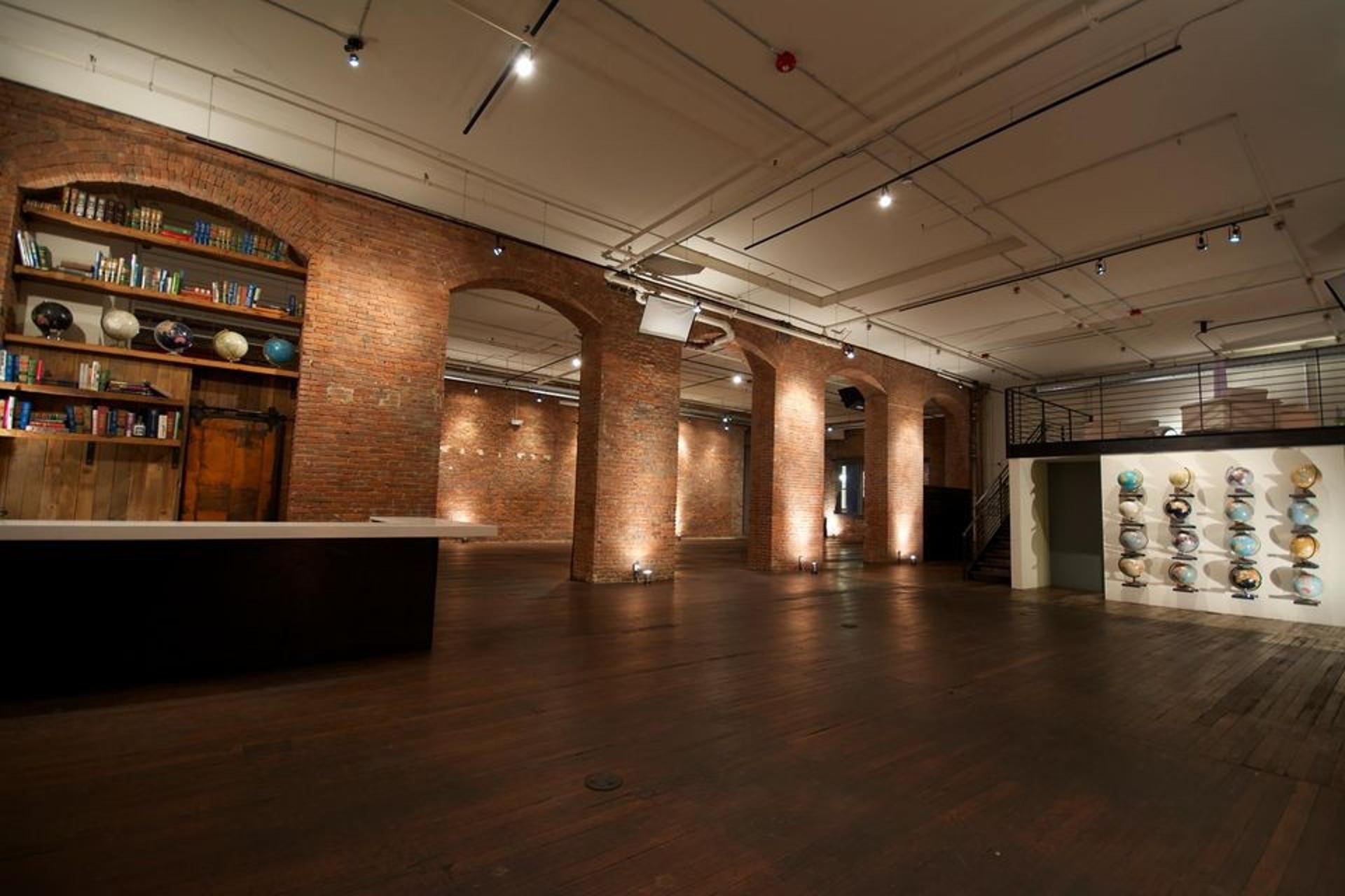 Corner Gallery