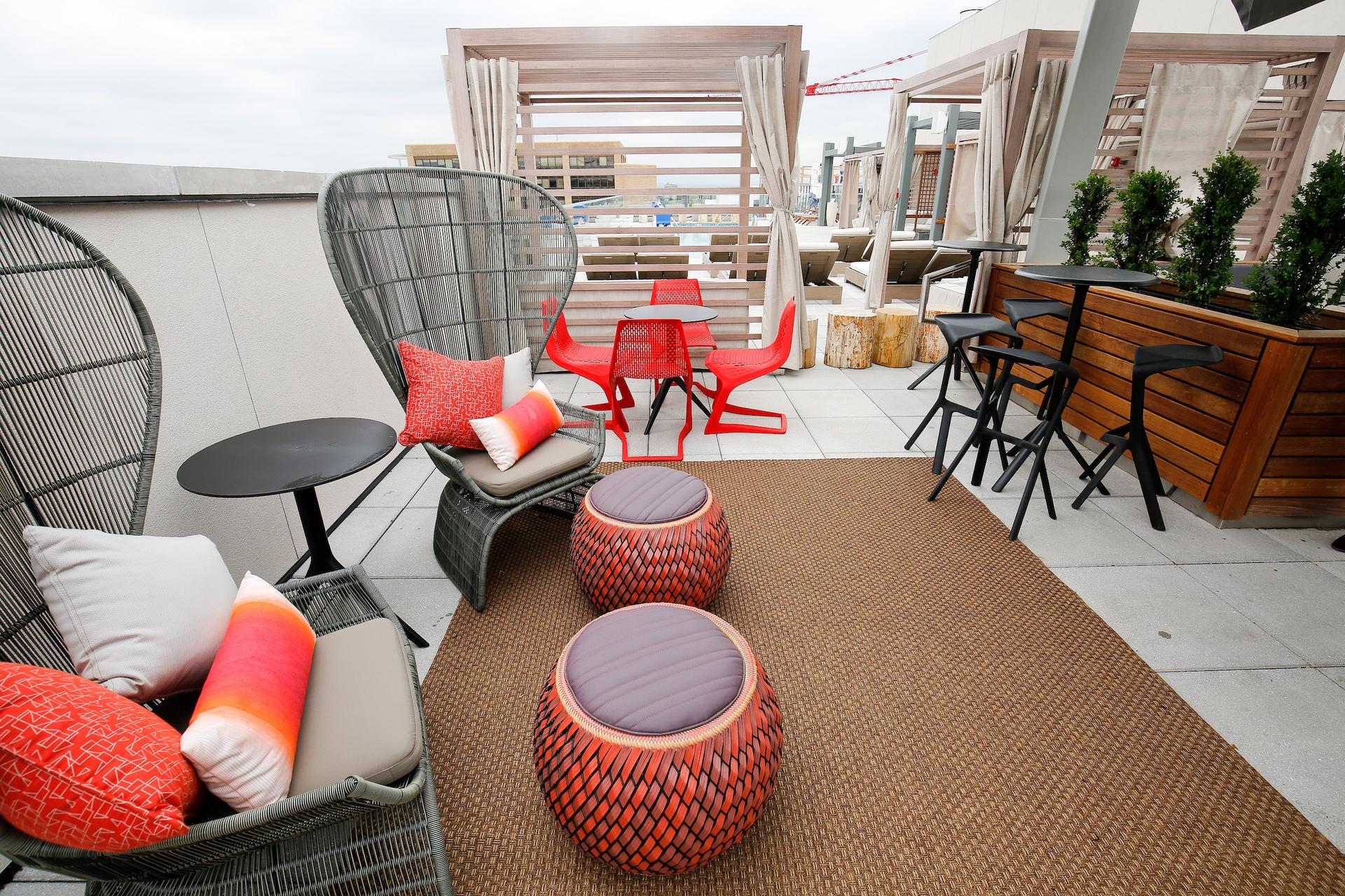 Cruise Deck