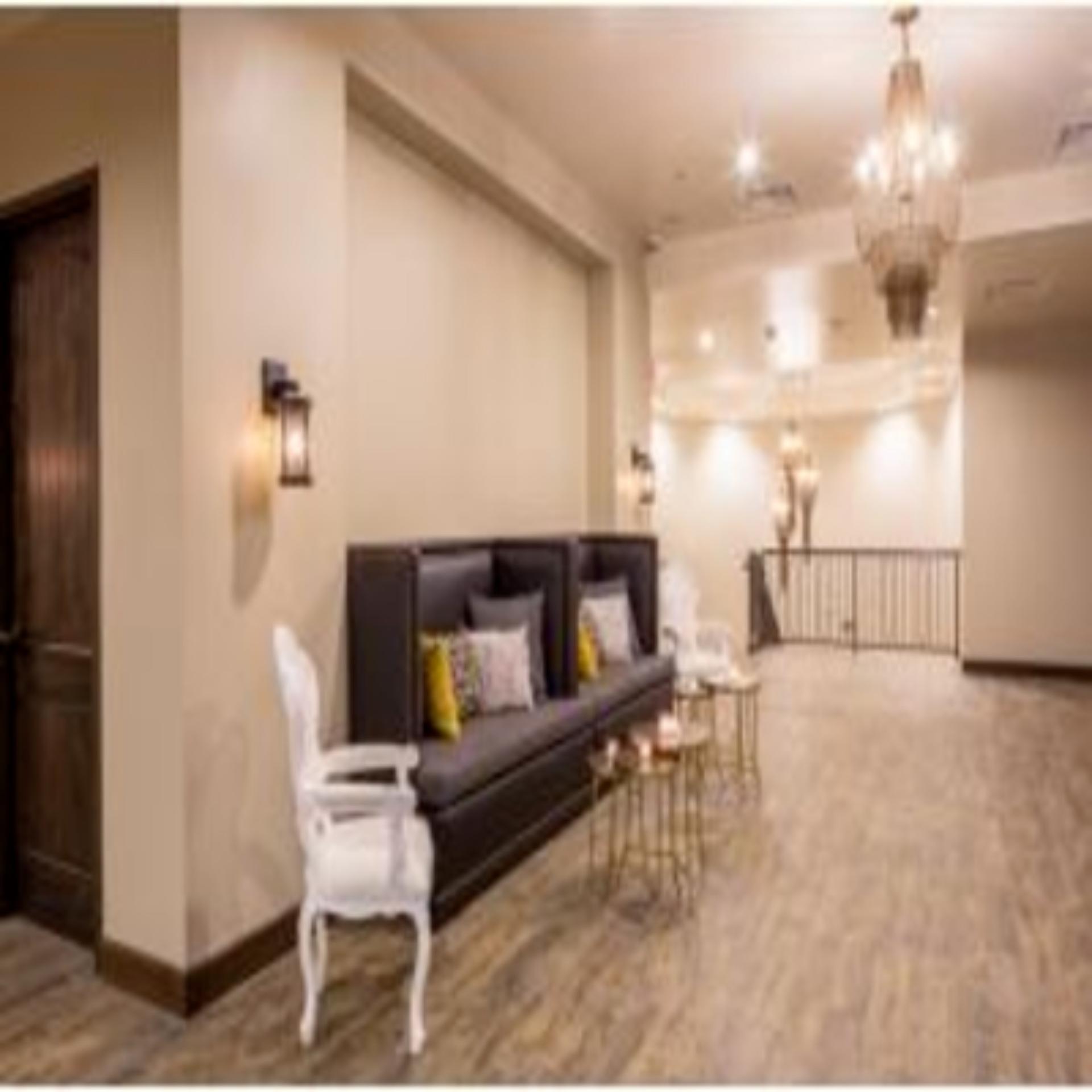 Second Floor Foyer