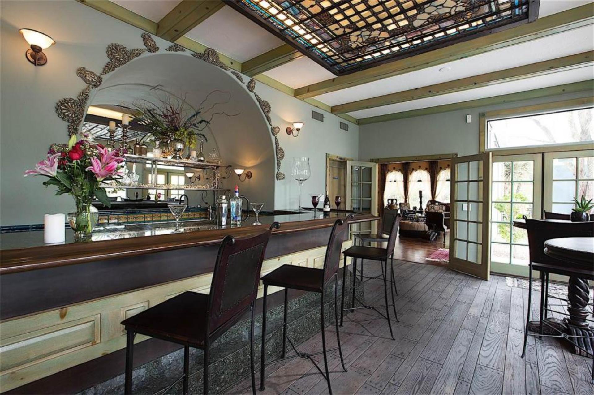 Havana Cigar Bar