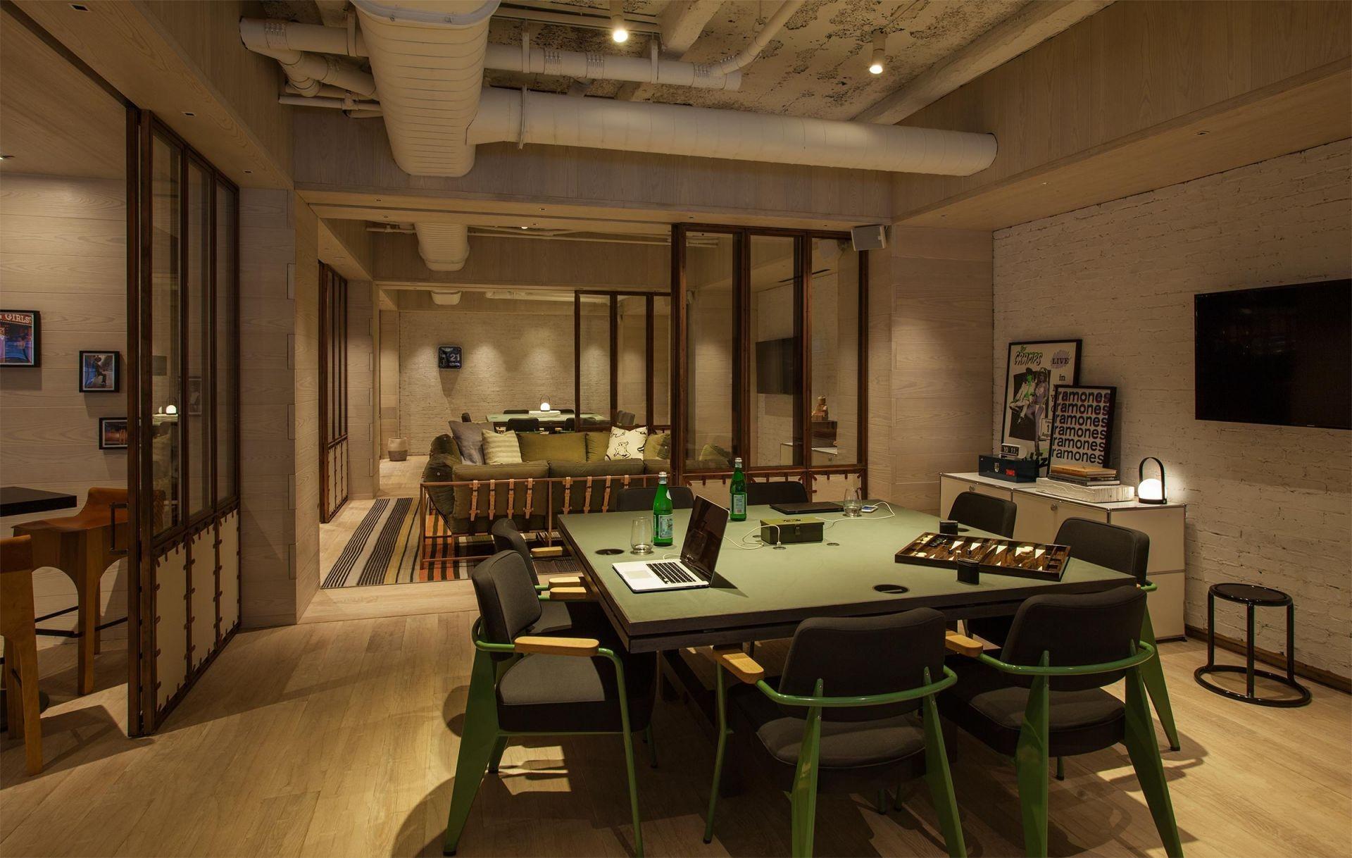 Meeting Studios (1-3)