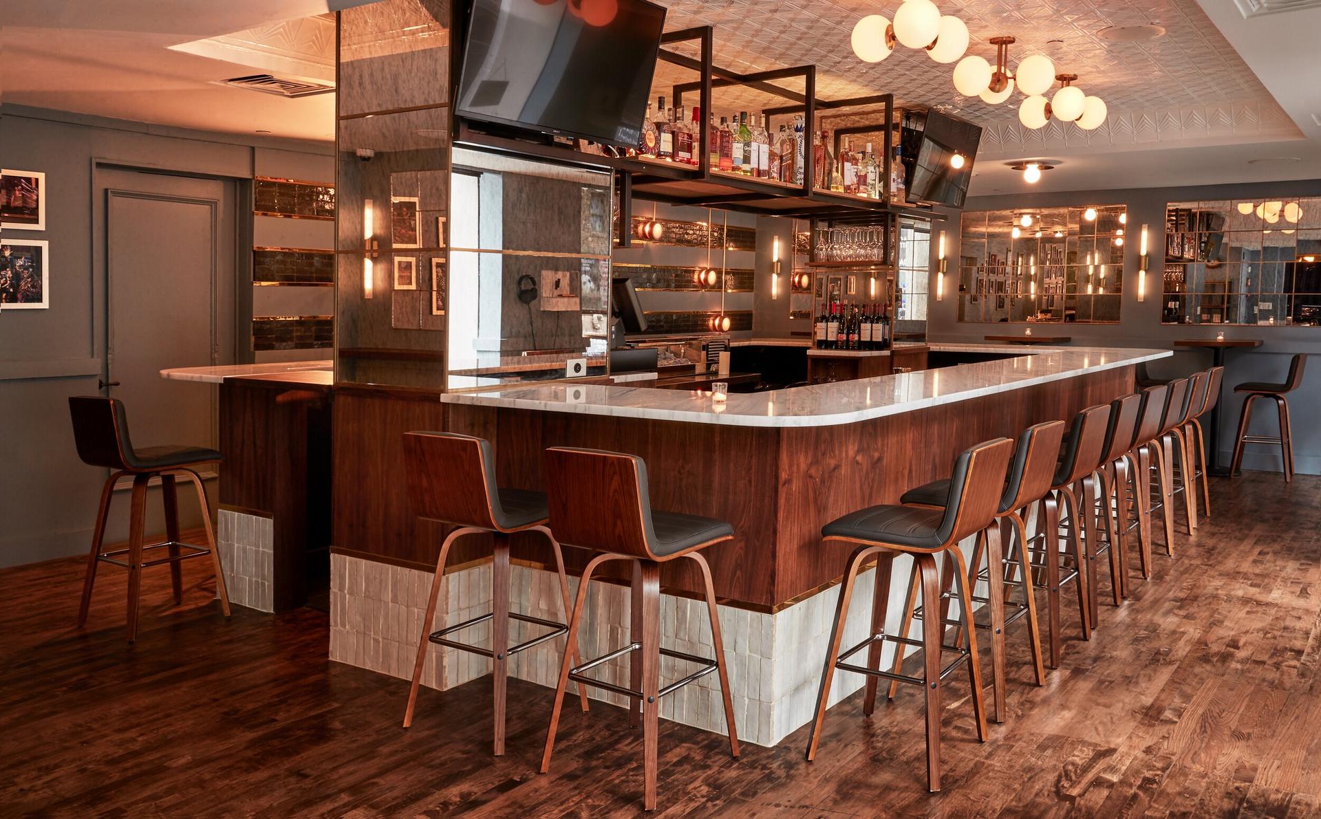 Street Level Bar