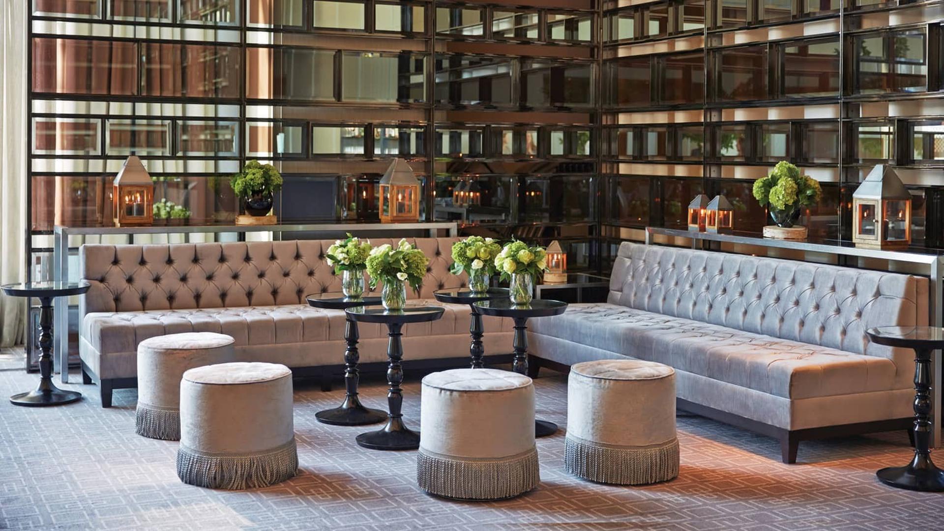 Aria Foyer West