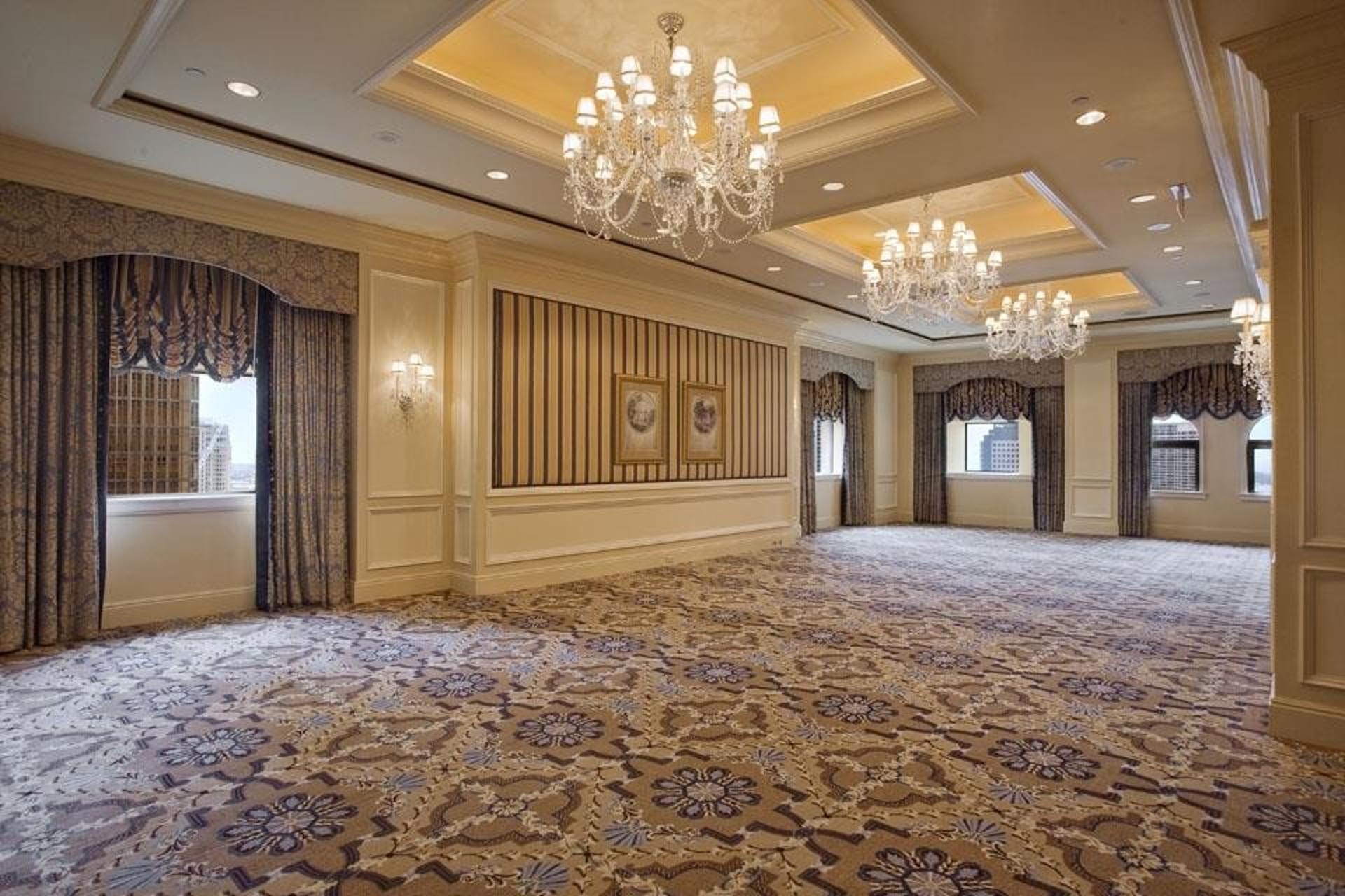 19th Floor Salon 1	