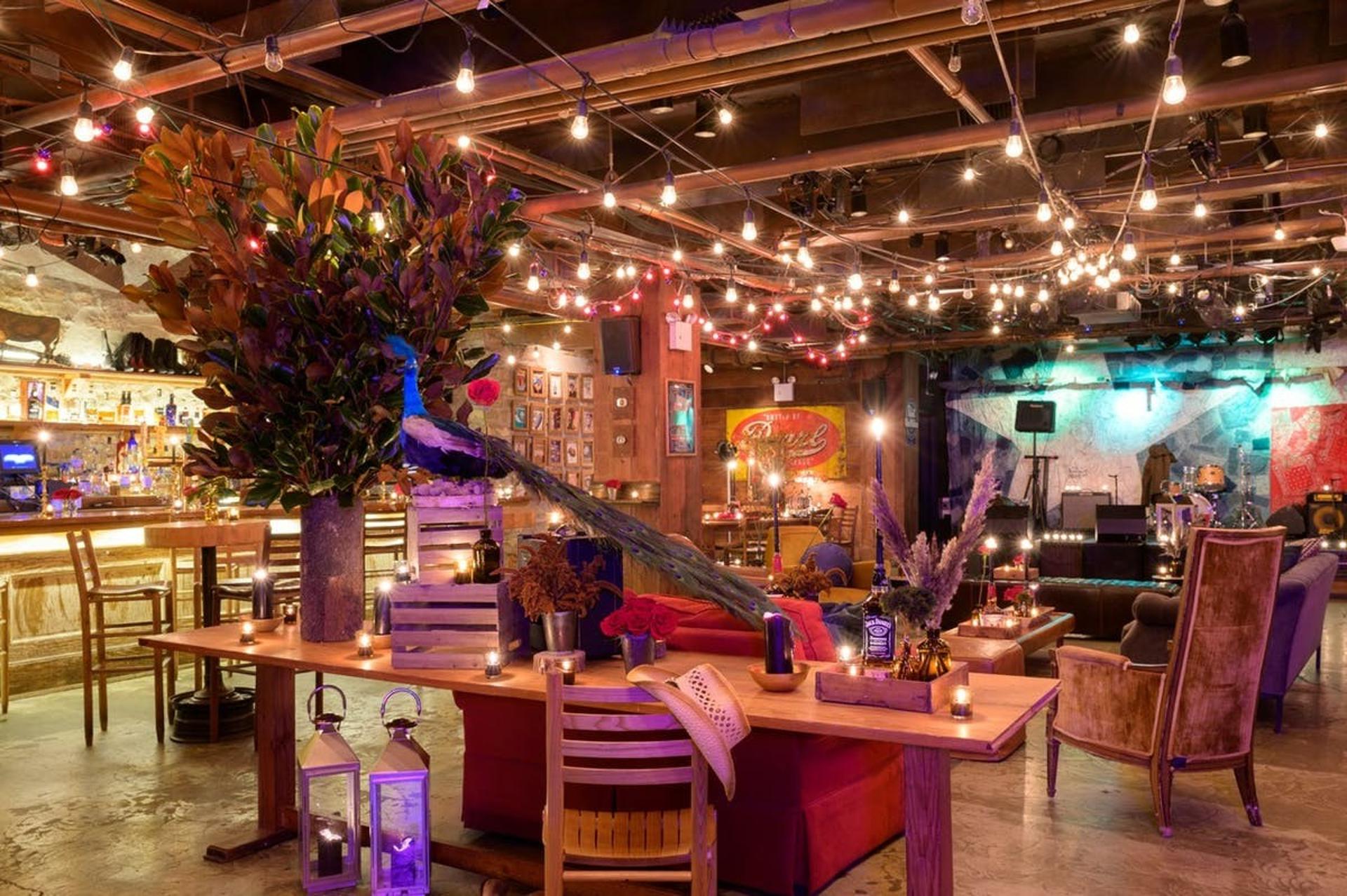 Boot Bar