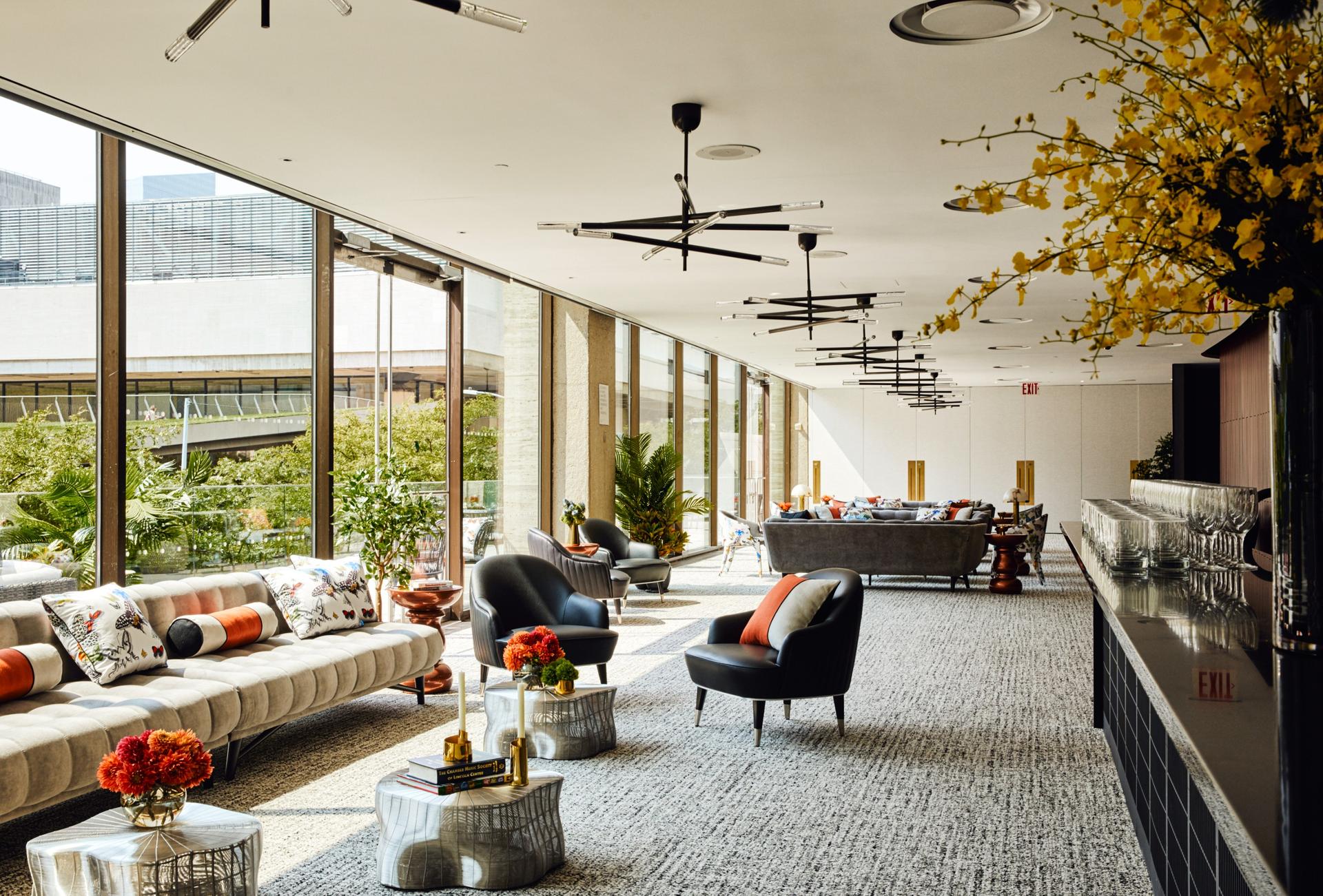 Hauser Patron Salon