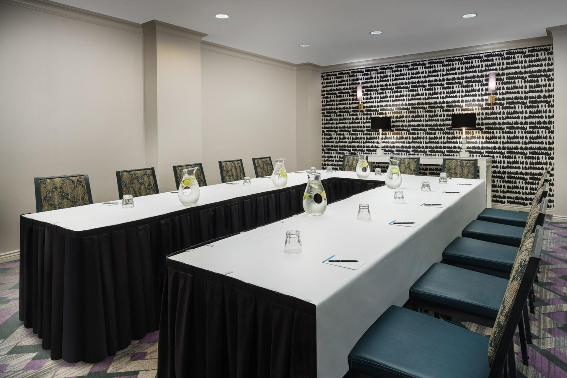 Bogart Boardroom