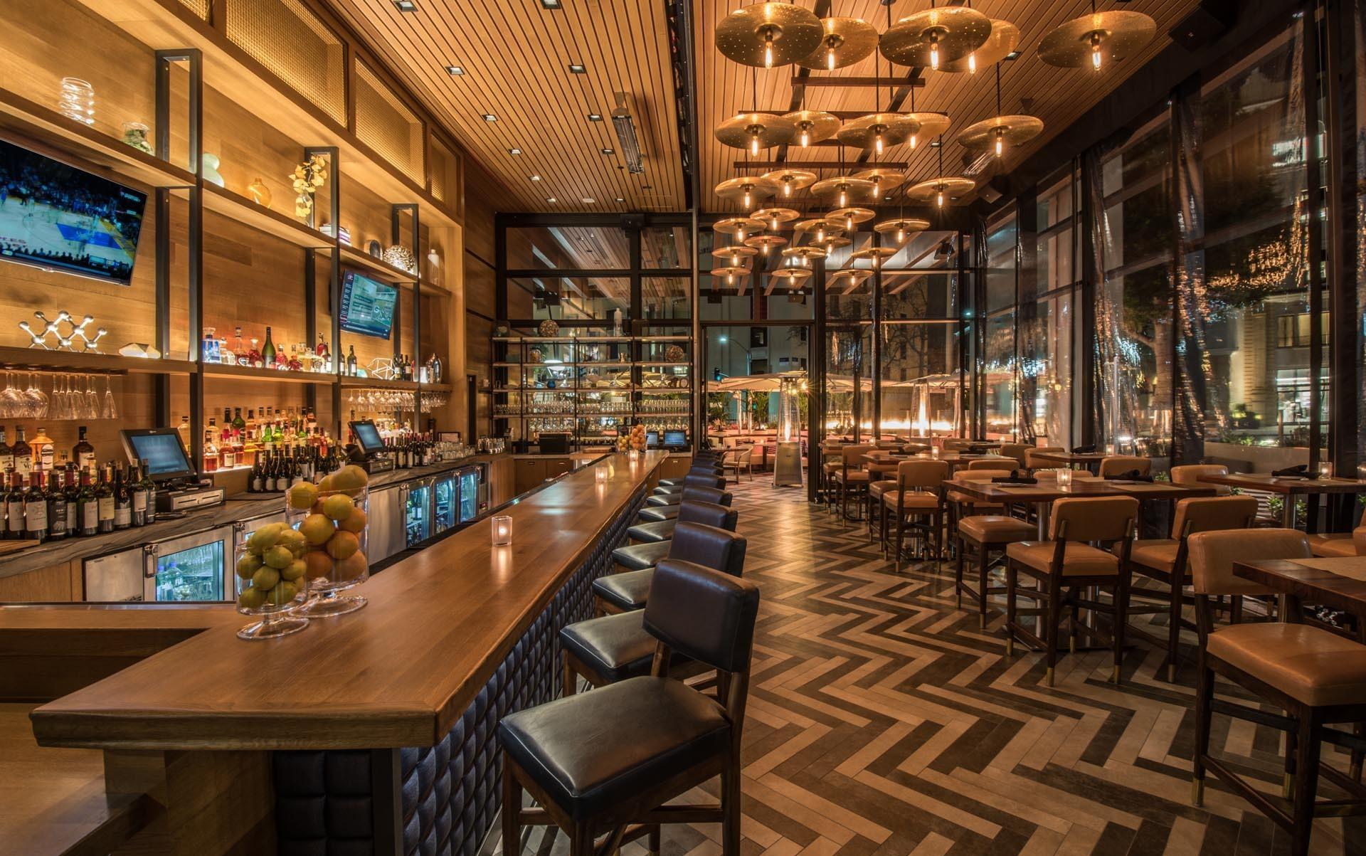 The Apex Bar