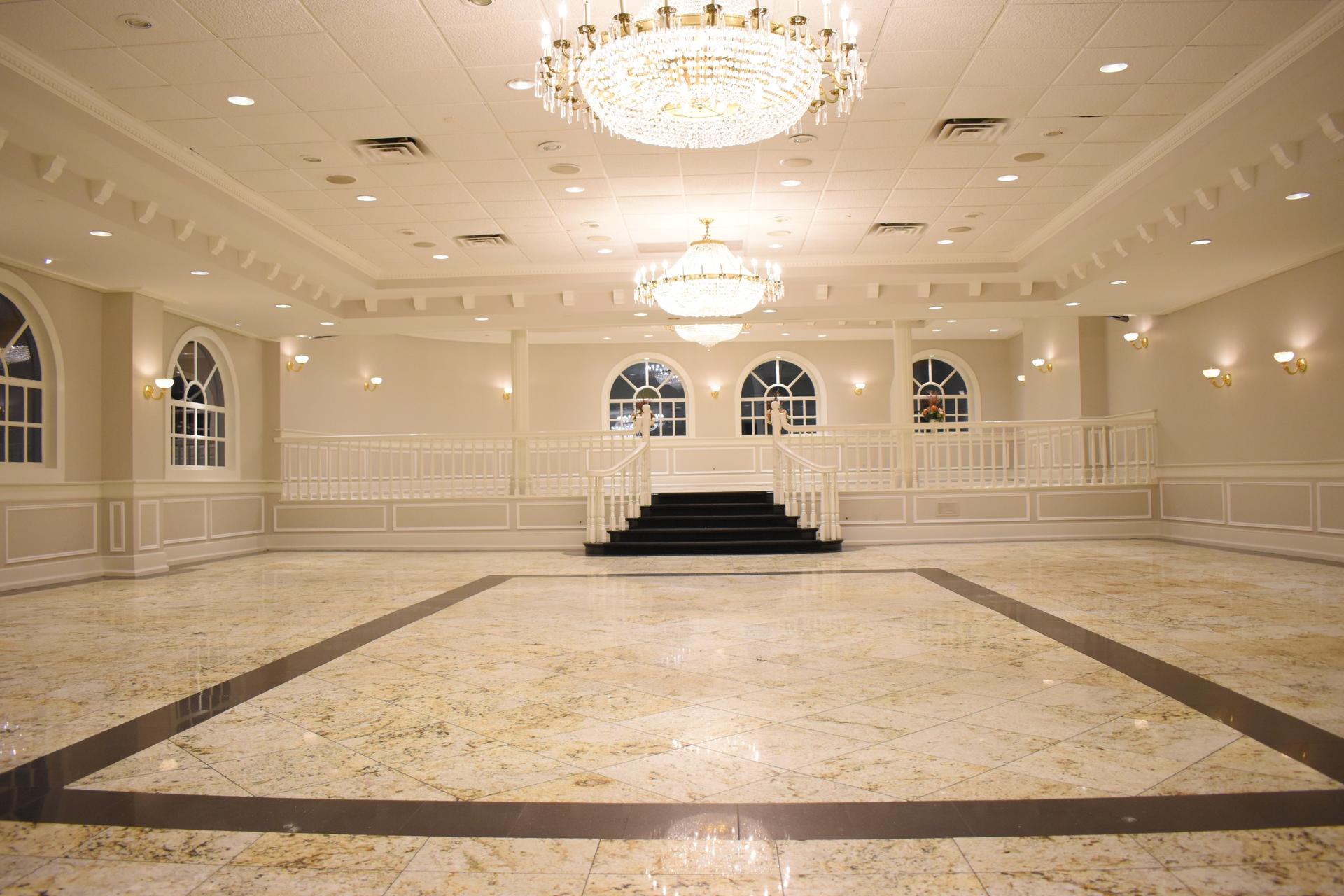 Esquire Room