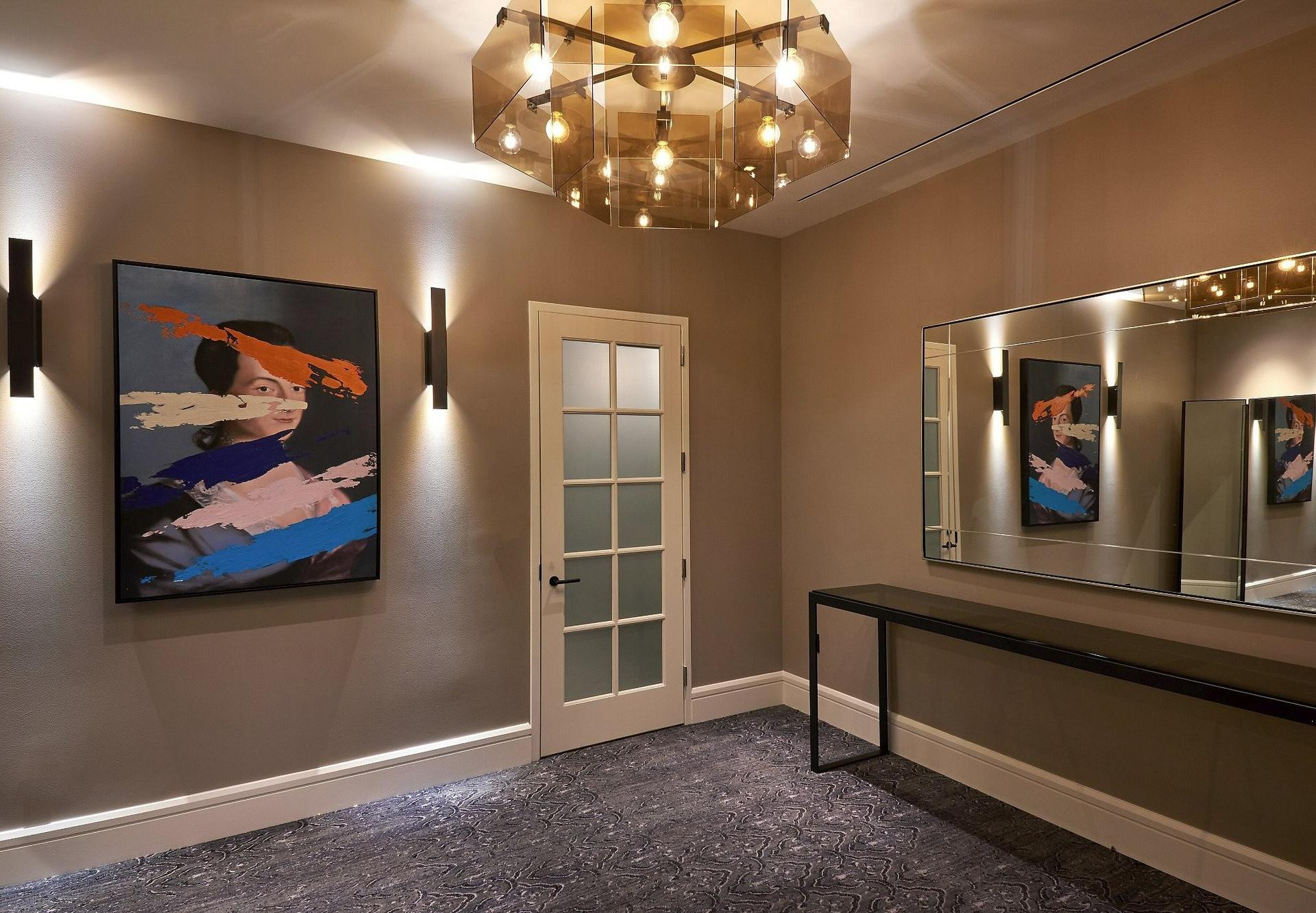 Silver Foyer