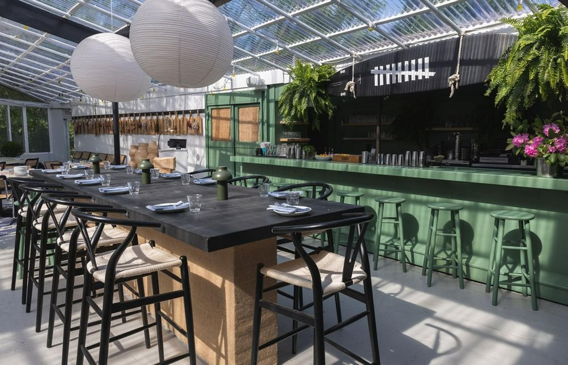 Large Group Dining