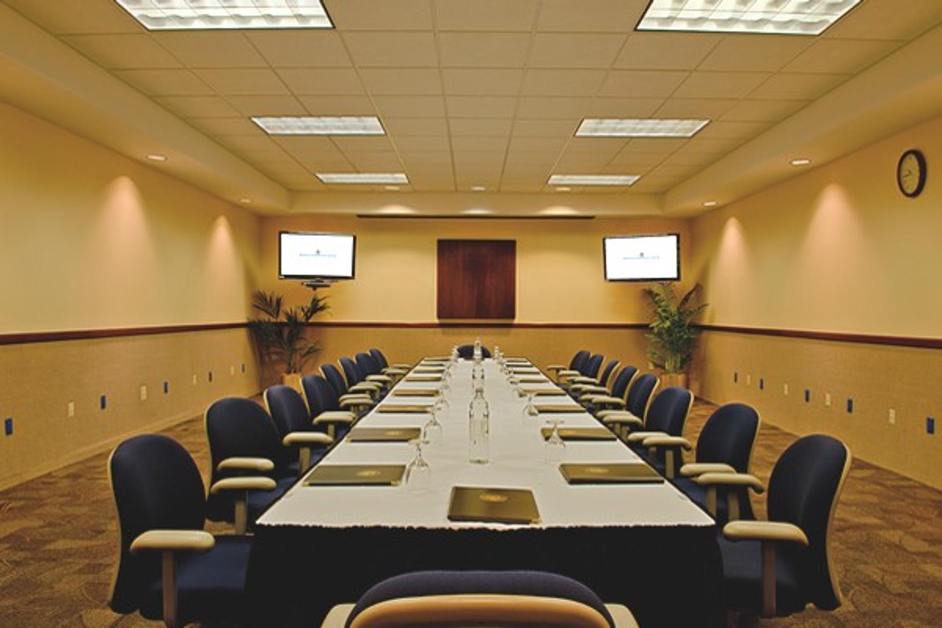 Small Meeting 110