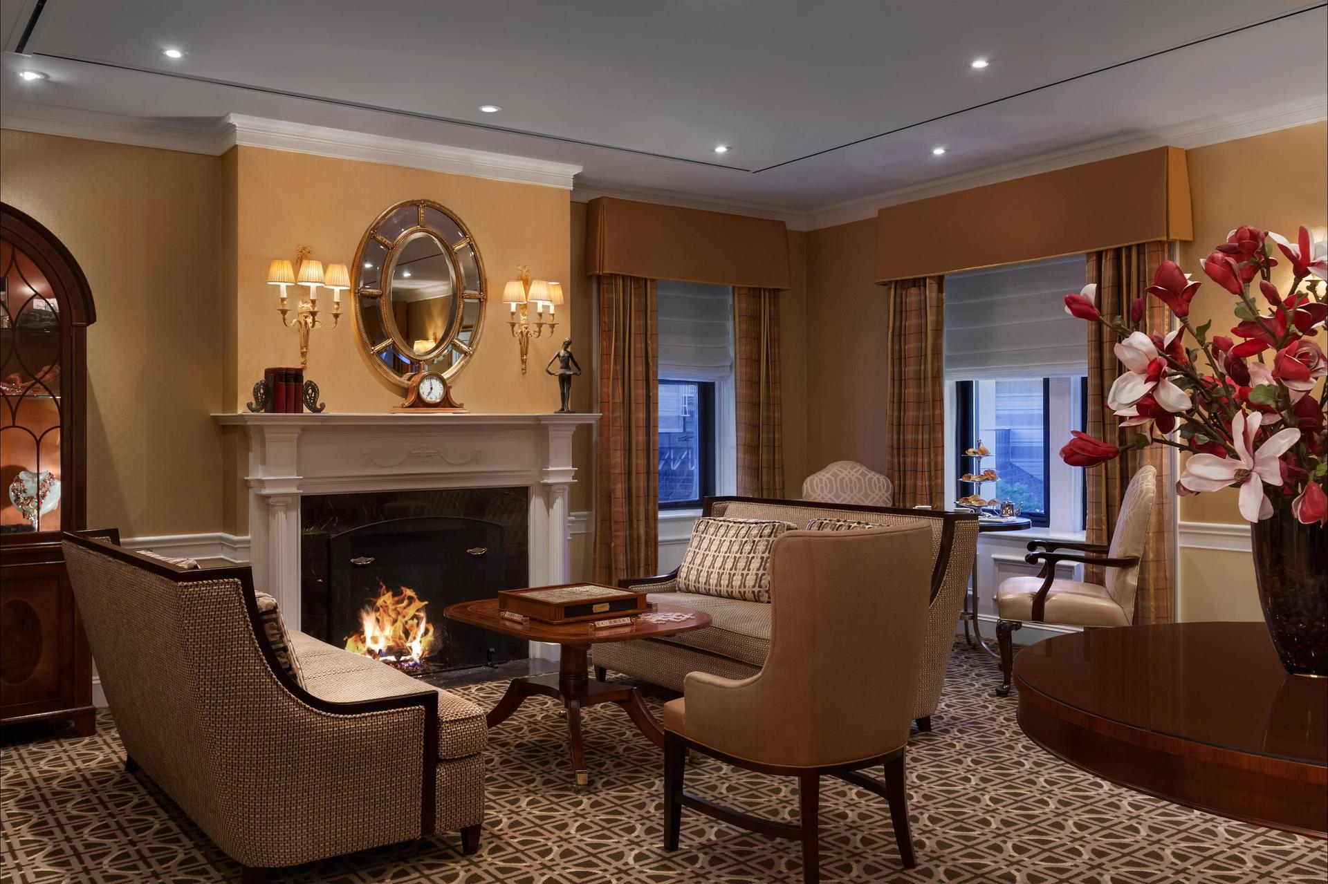 State Suite Foyer