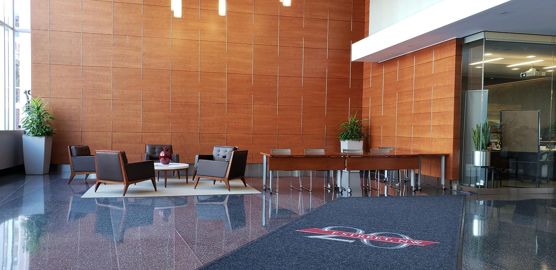 Lobby & Lounge Areas