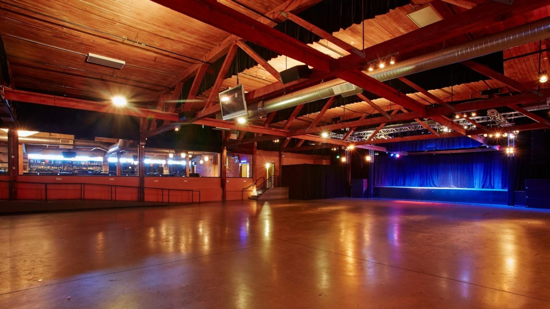 Showroom and Lounge