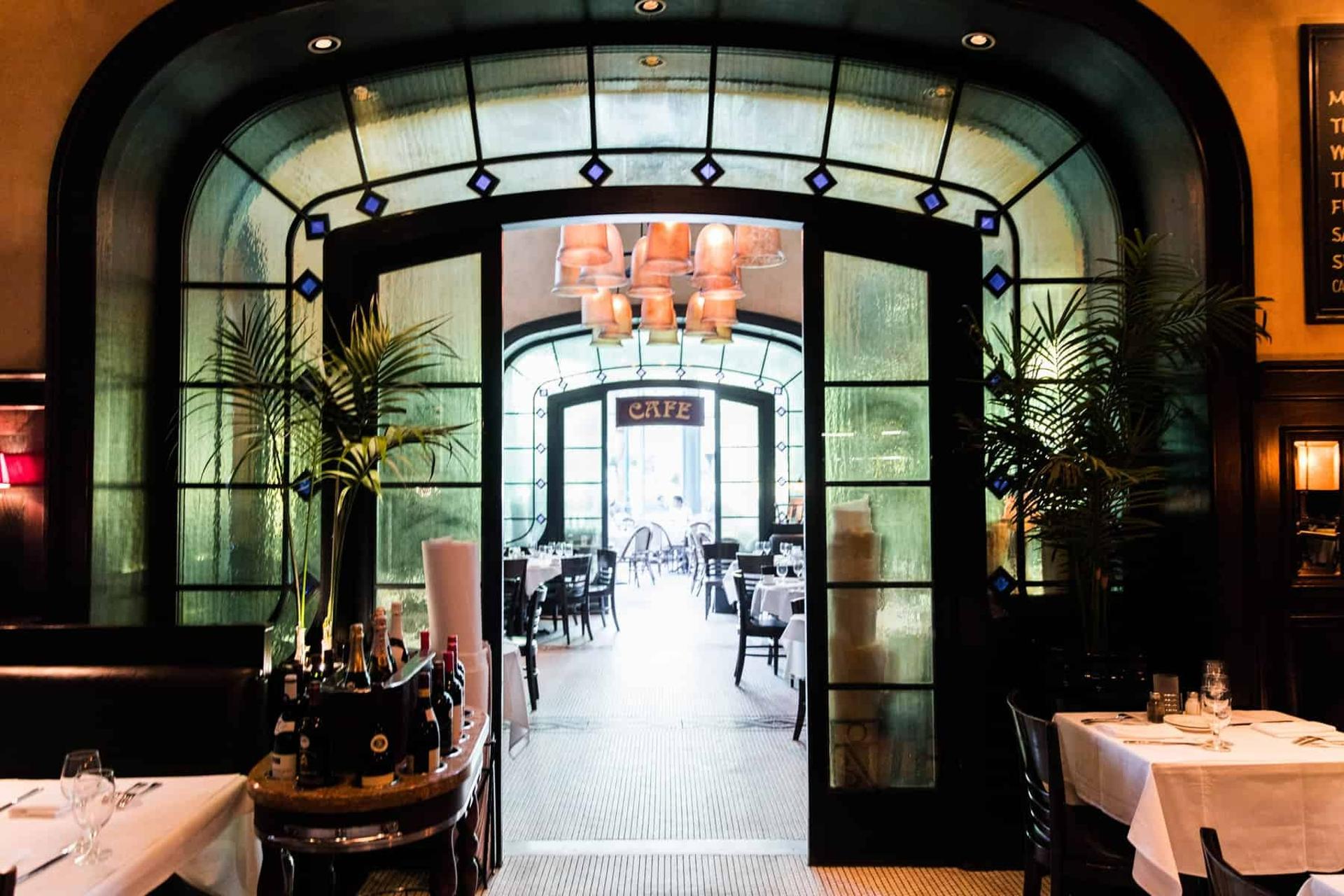 Café Les Halle + Private Dining Room