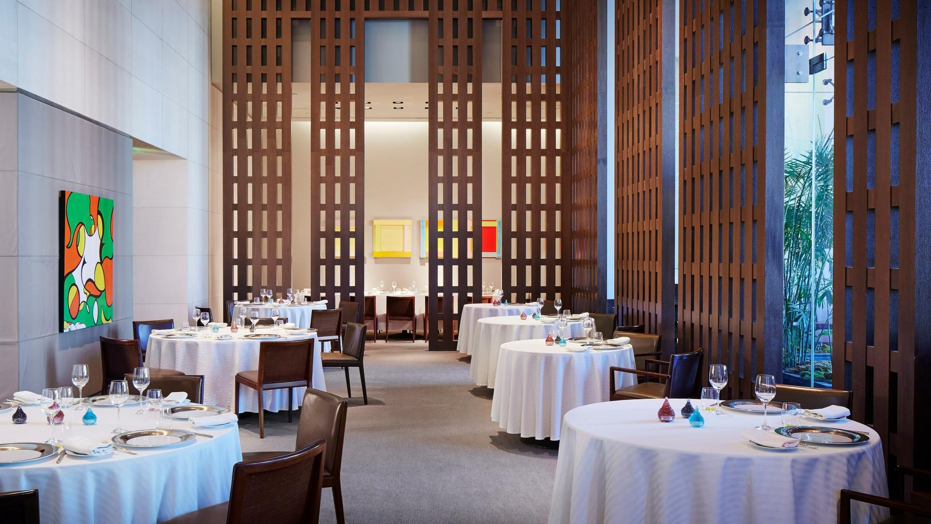 Group Dining
