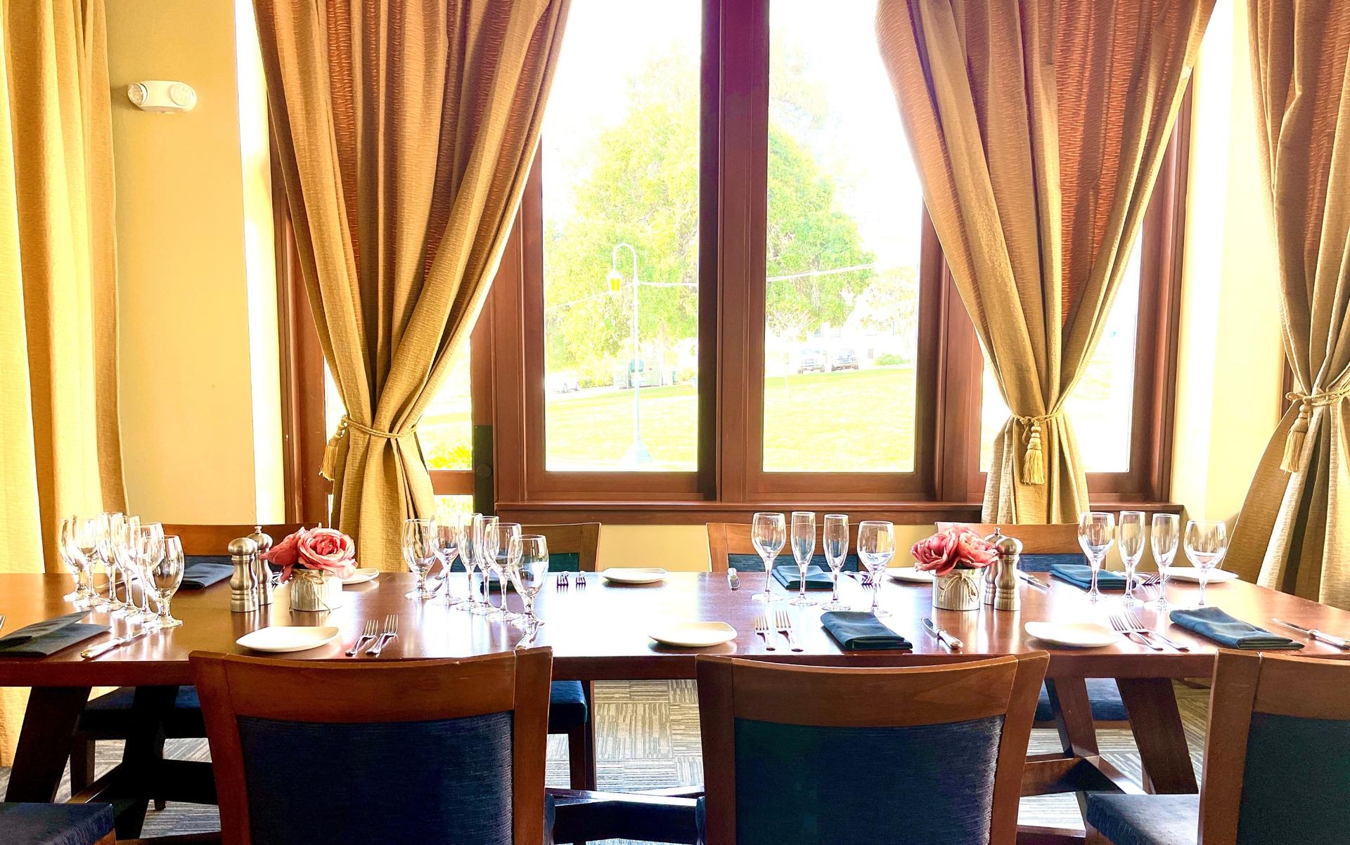Lake Chalet Private Dining Room