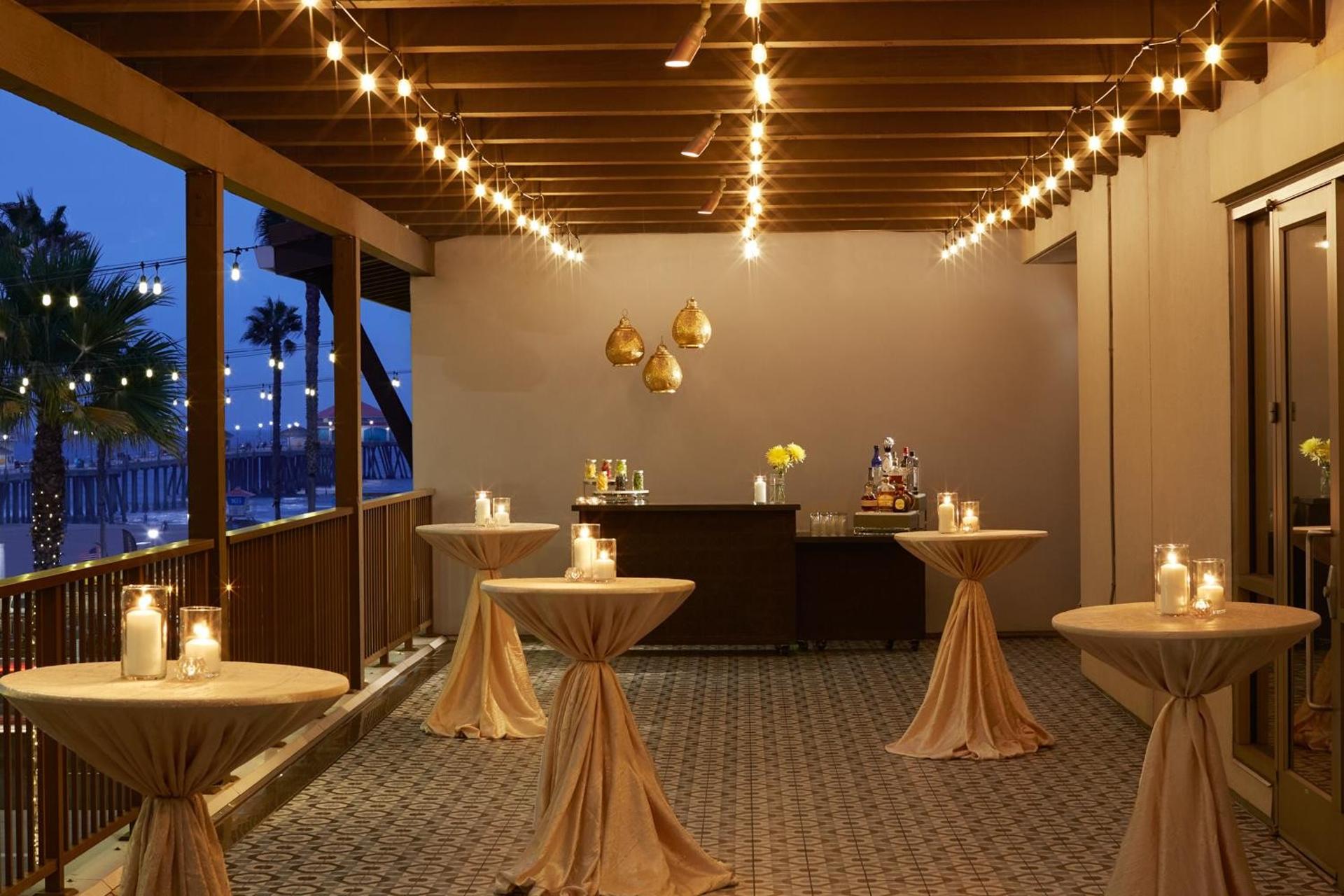 Pierview Terrace (Outdoor)