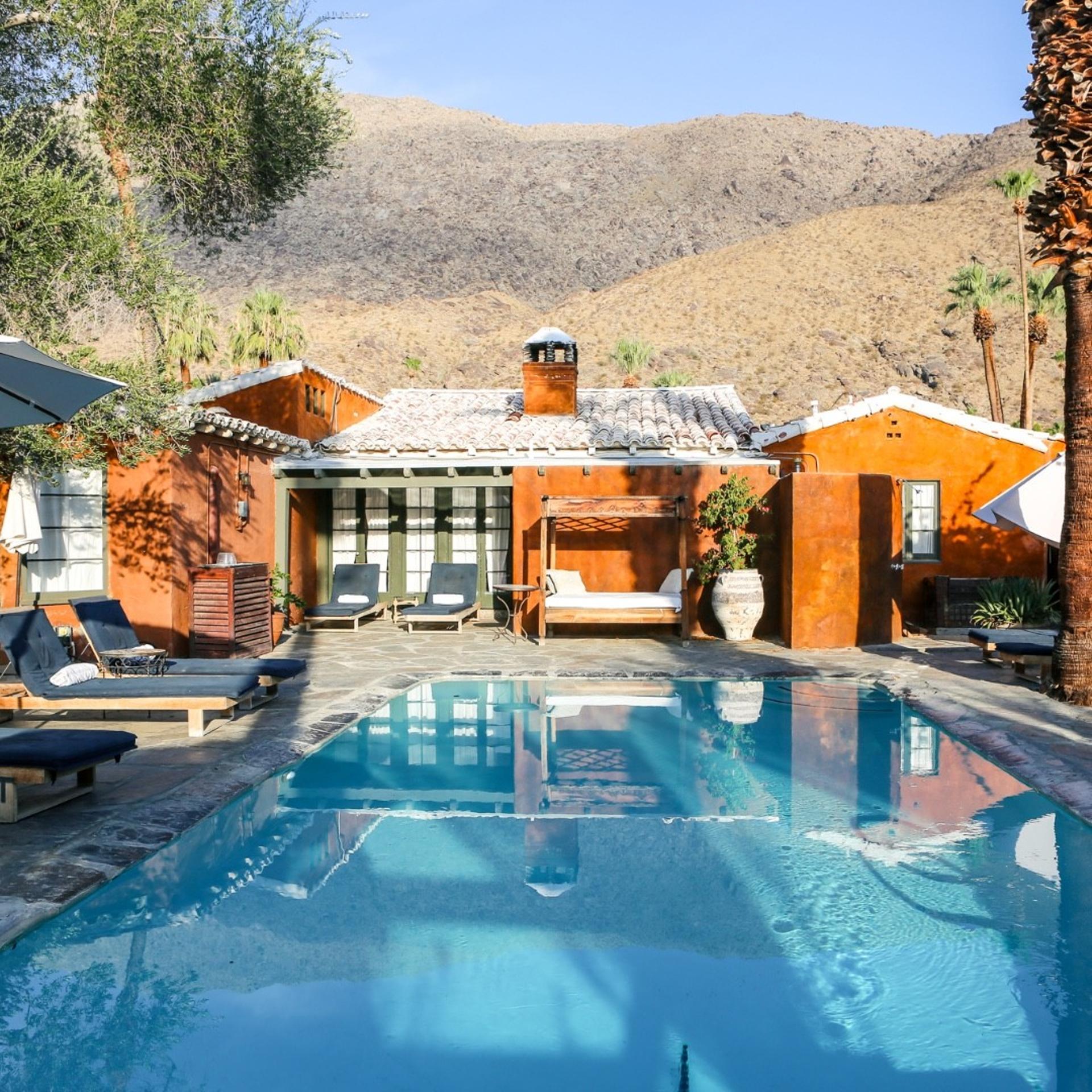 Mediterranean Pool