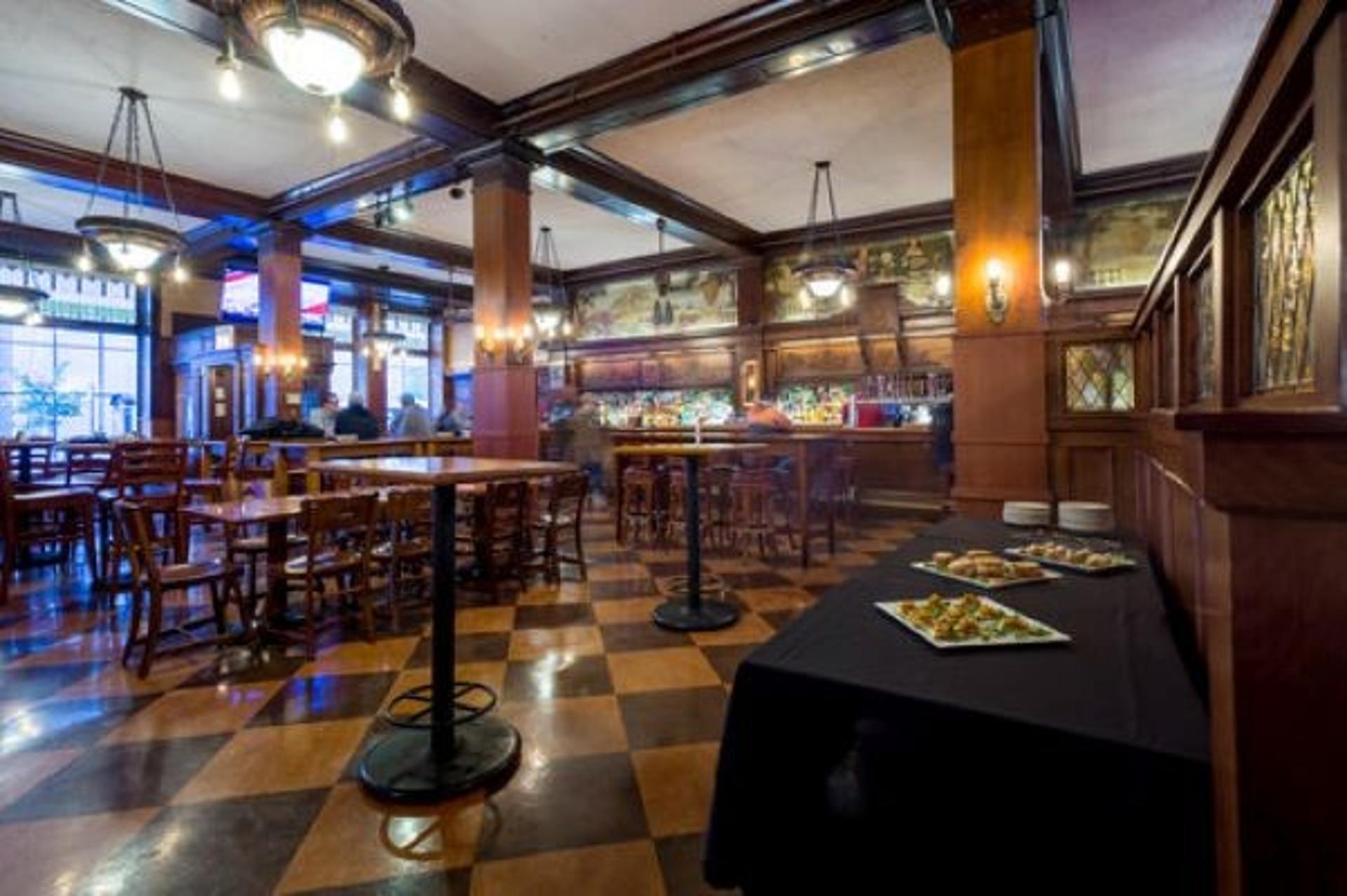 Bar