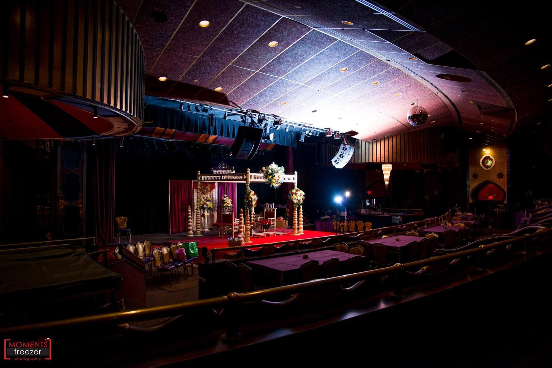 Cabaret Room