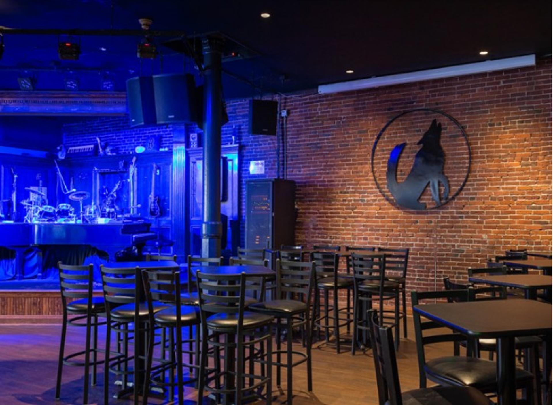 Howl at the Moon Main Space