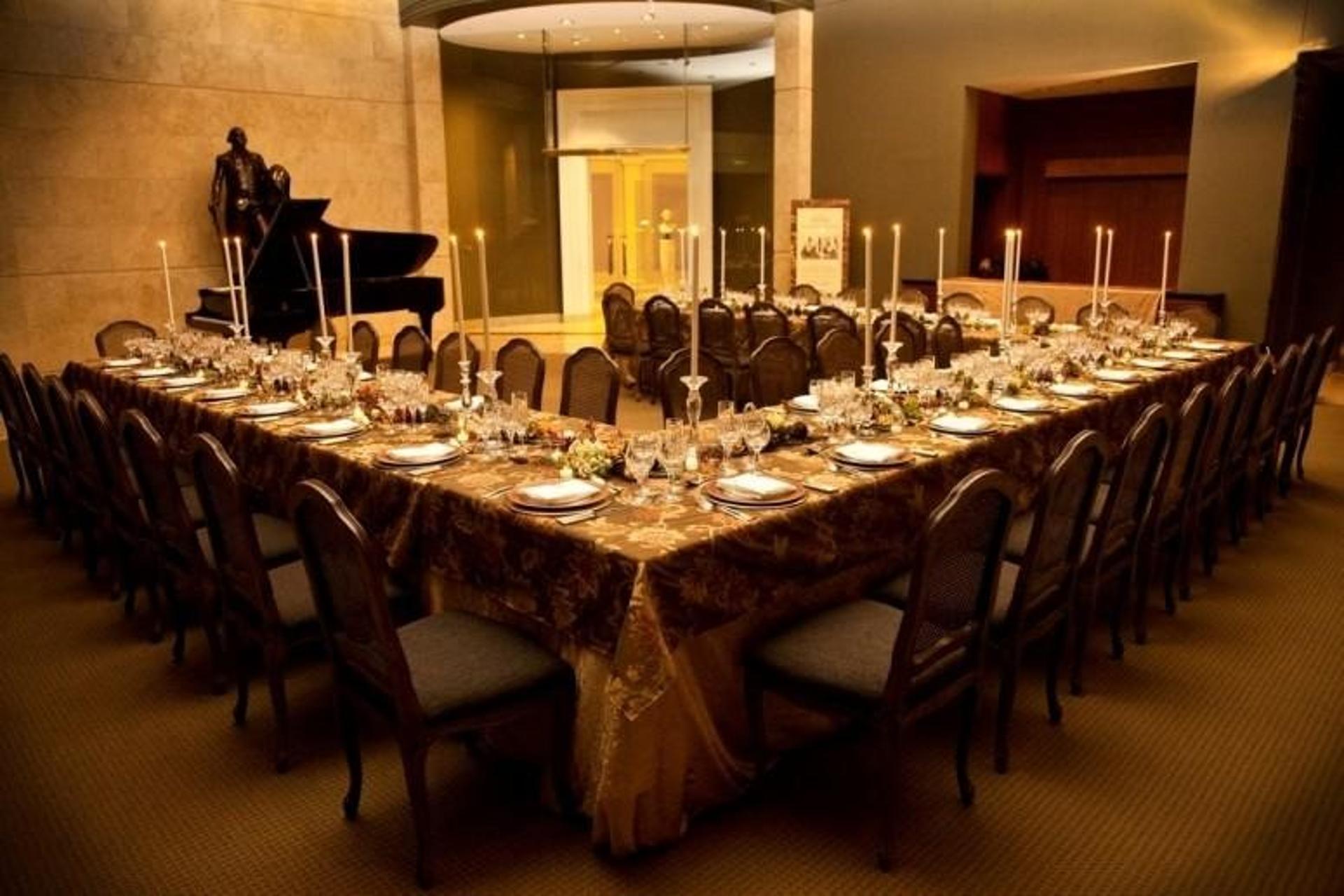 The Donald W. Reynolds Museum and Education Center