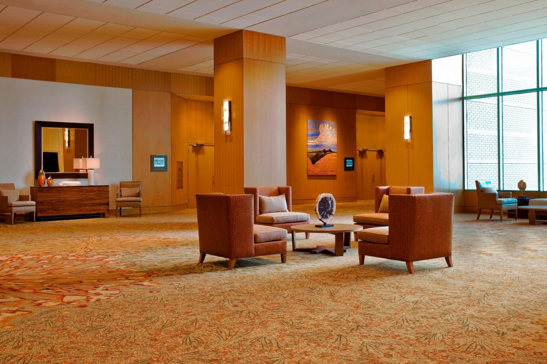 Mezzanine Foyer
