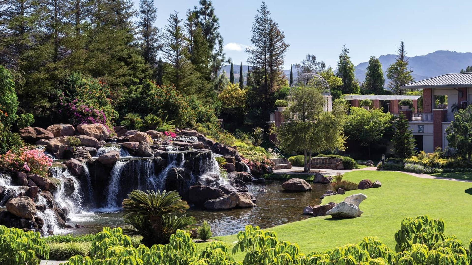 Waterfall Lawn