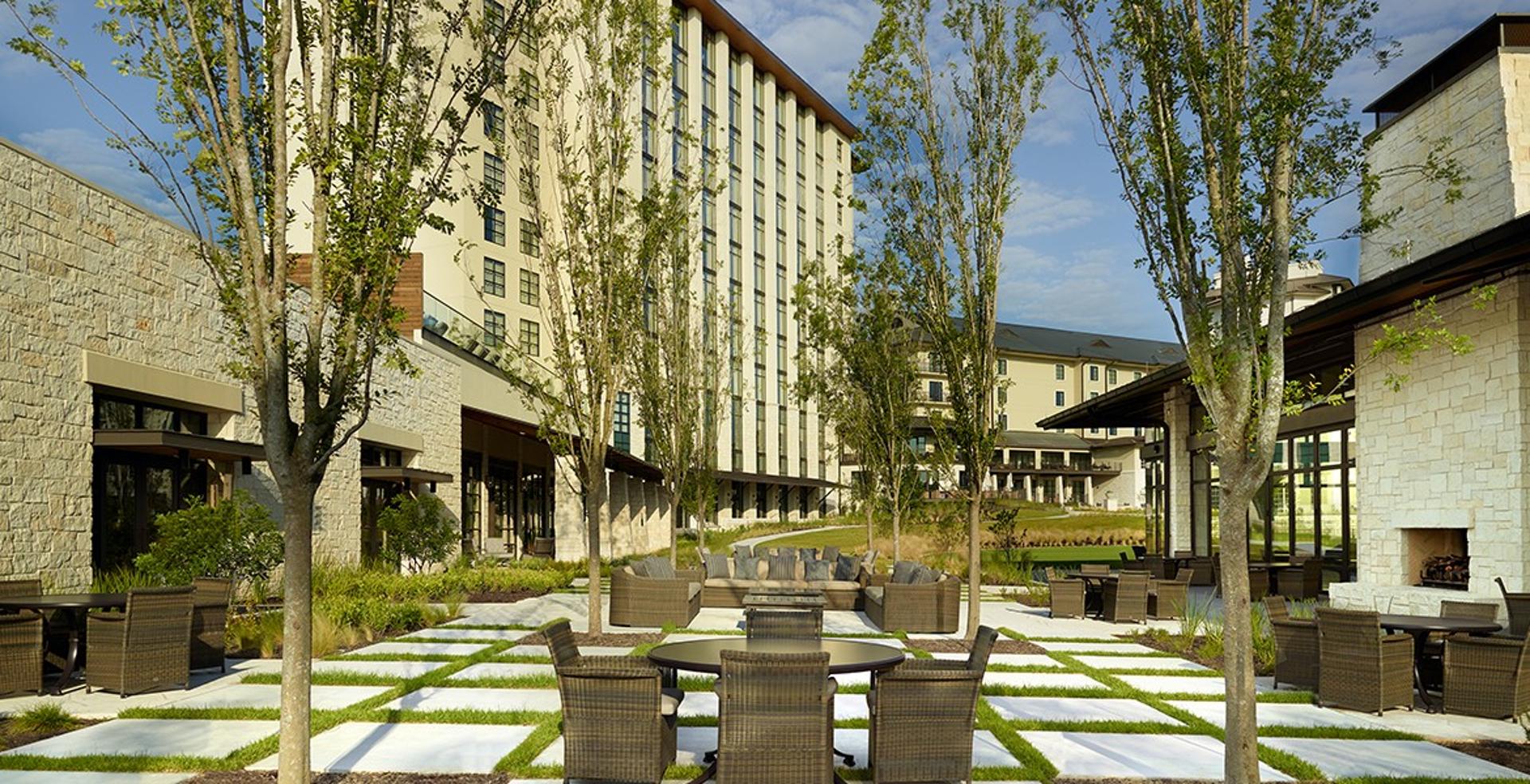 Hill Country Courtyard