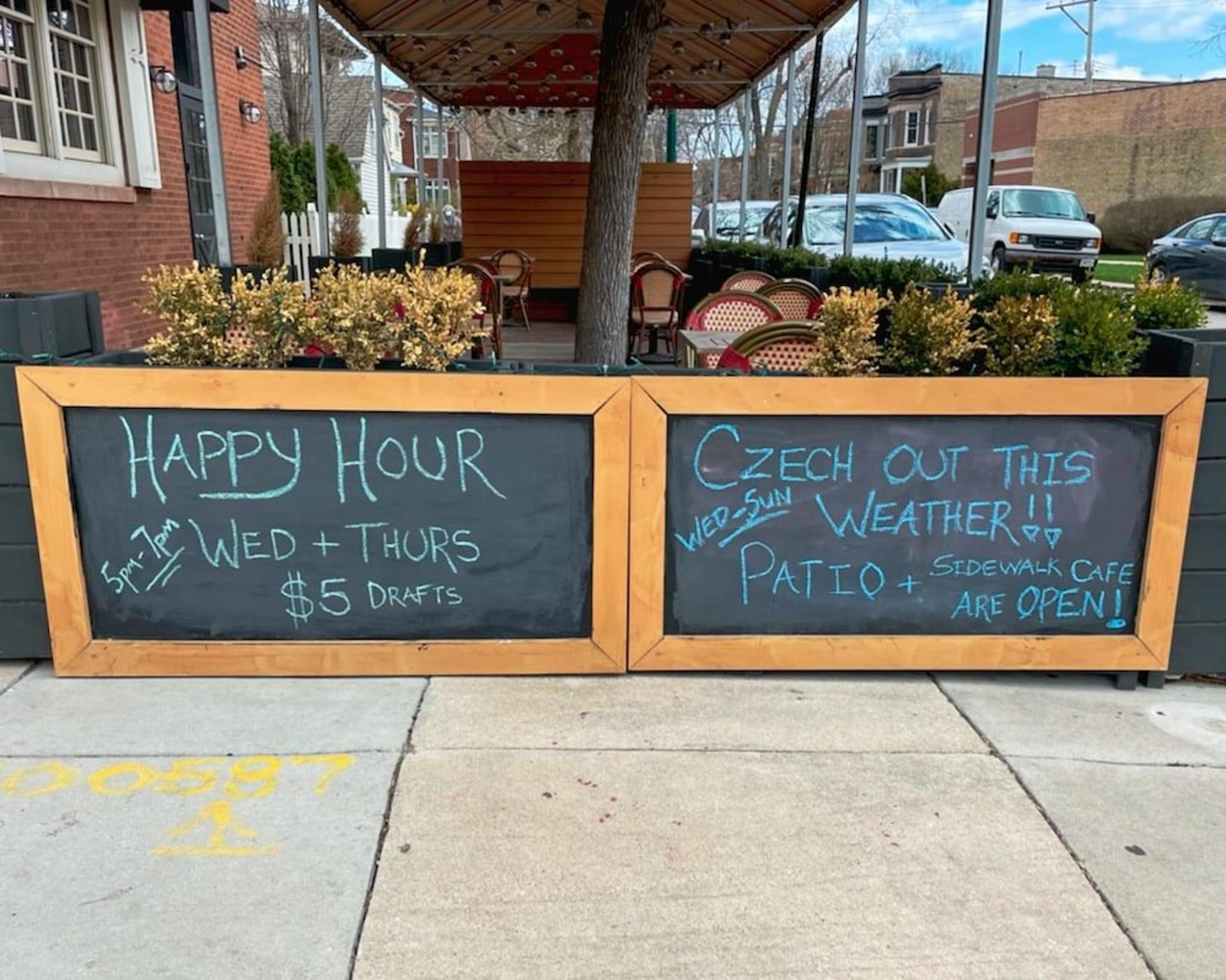 Side Walk Cafe