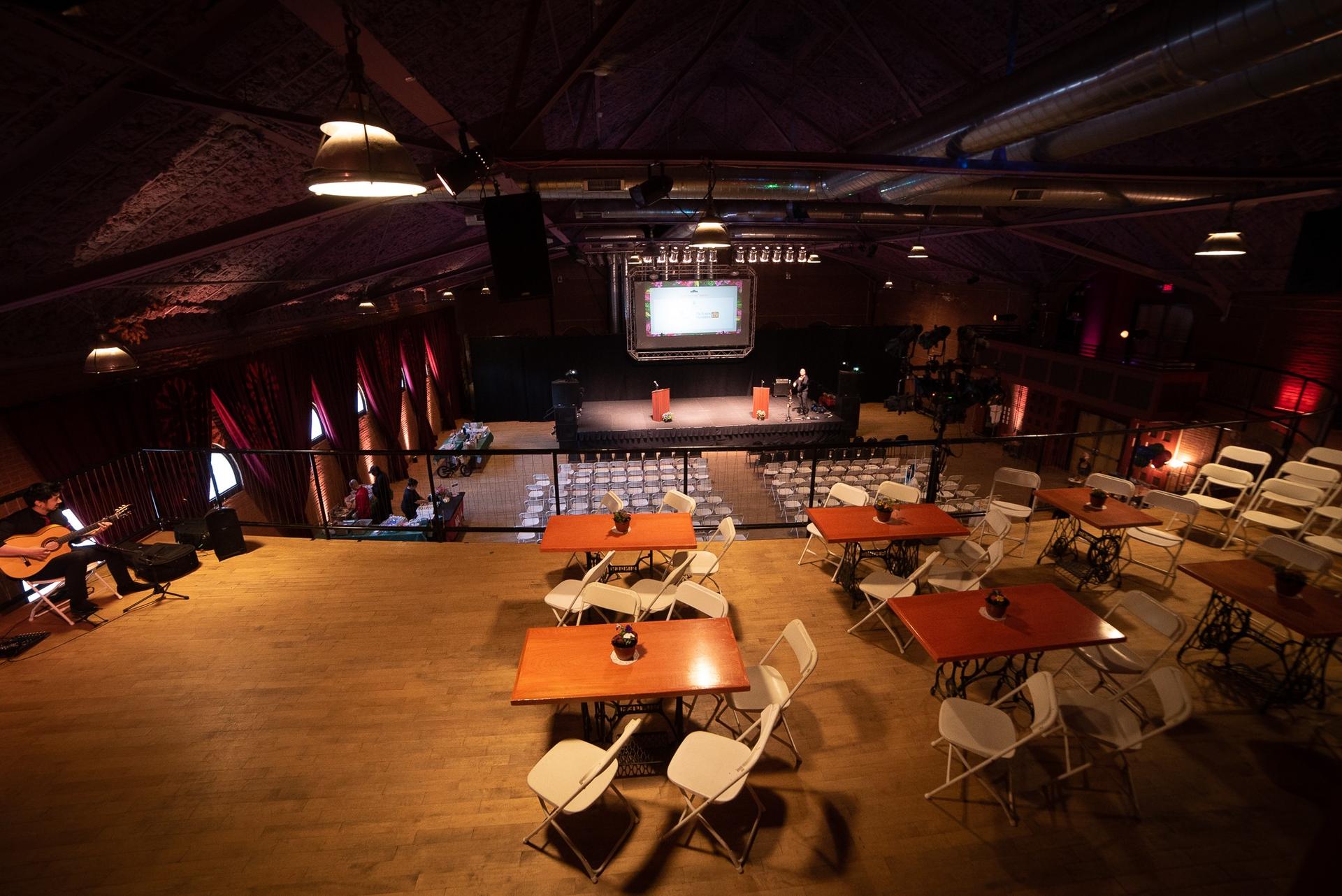 Mezzanine 