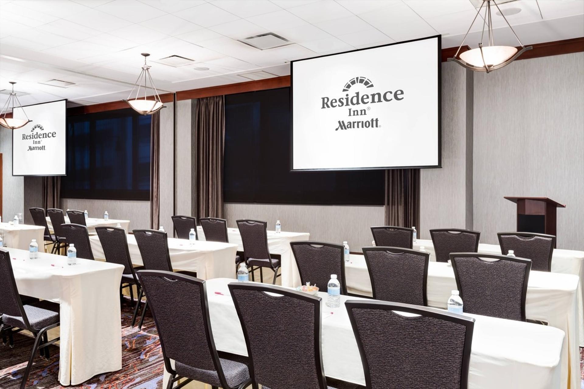 Harbor Room I