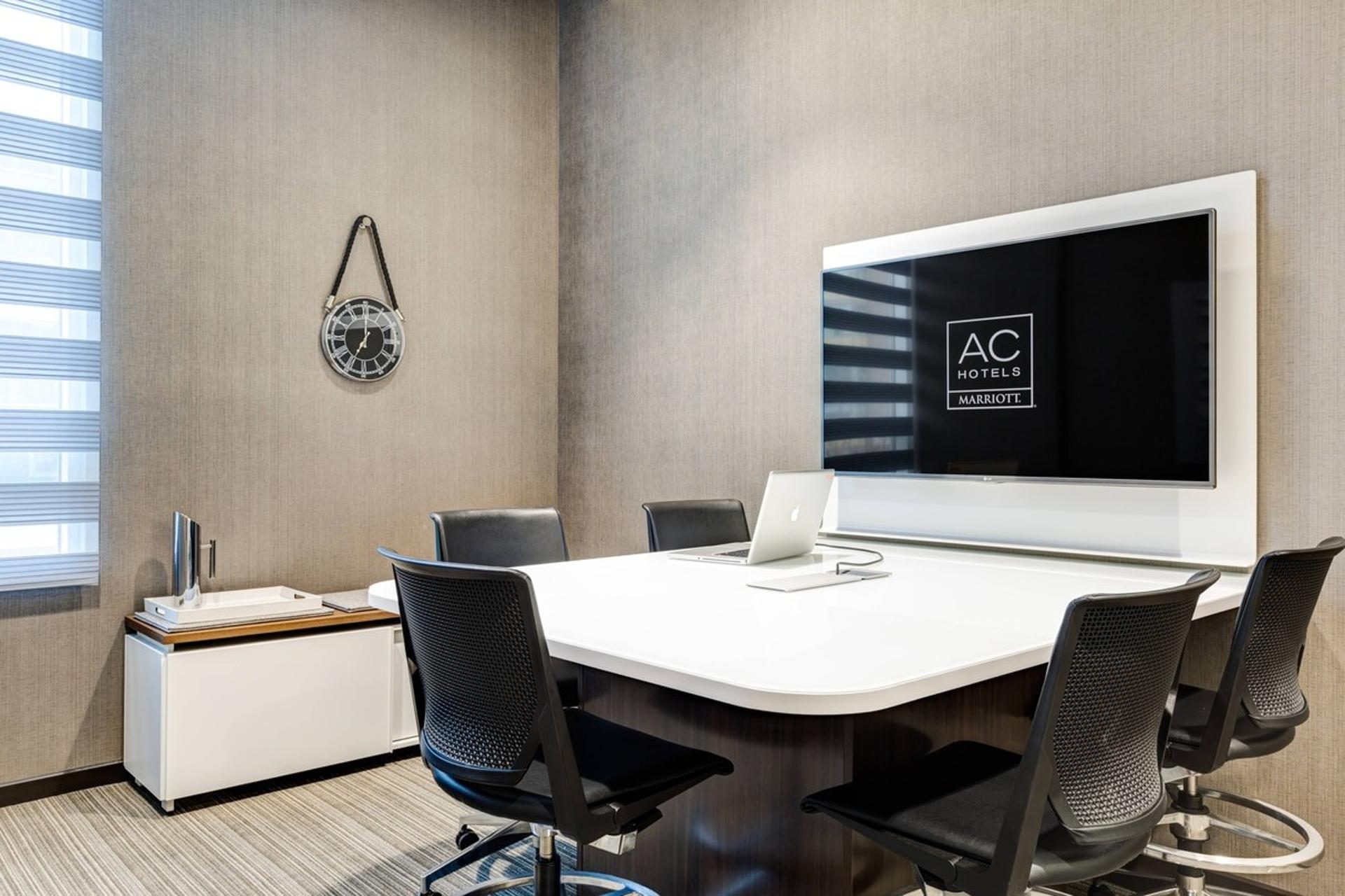 Media Salon