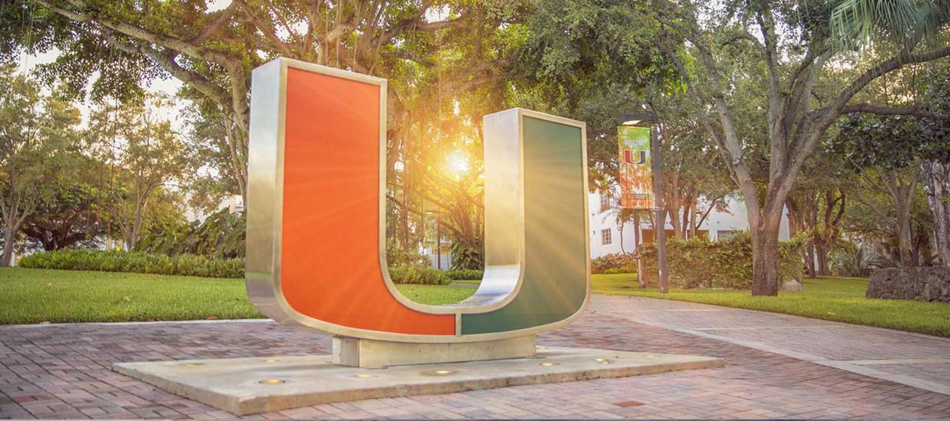U Statue