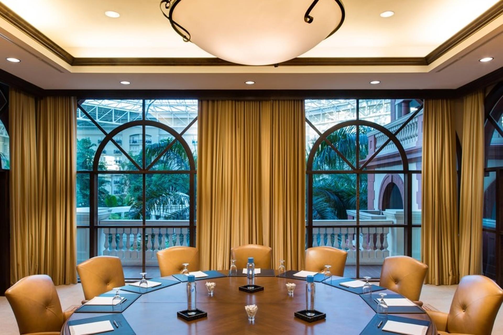 Sanchez Boardroom
