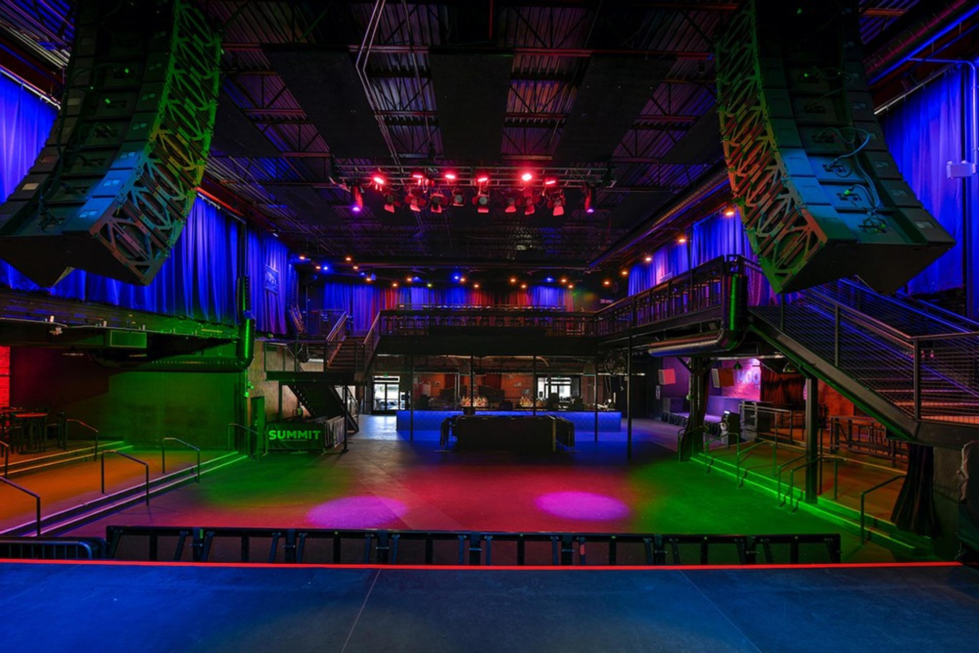 Music Hall 