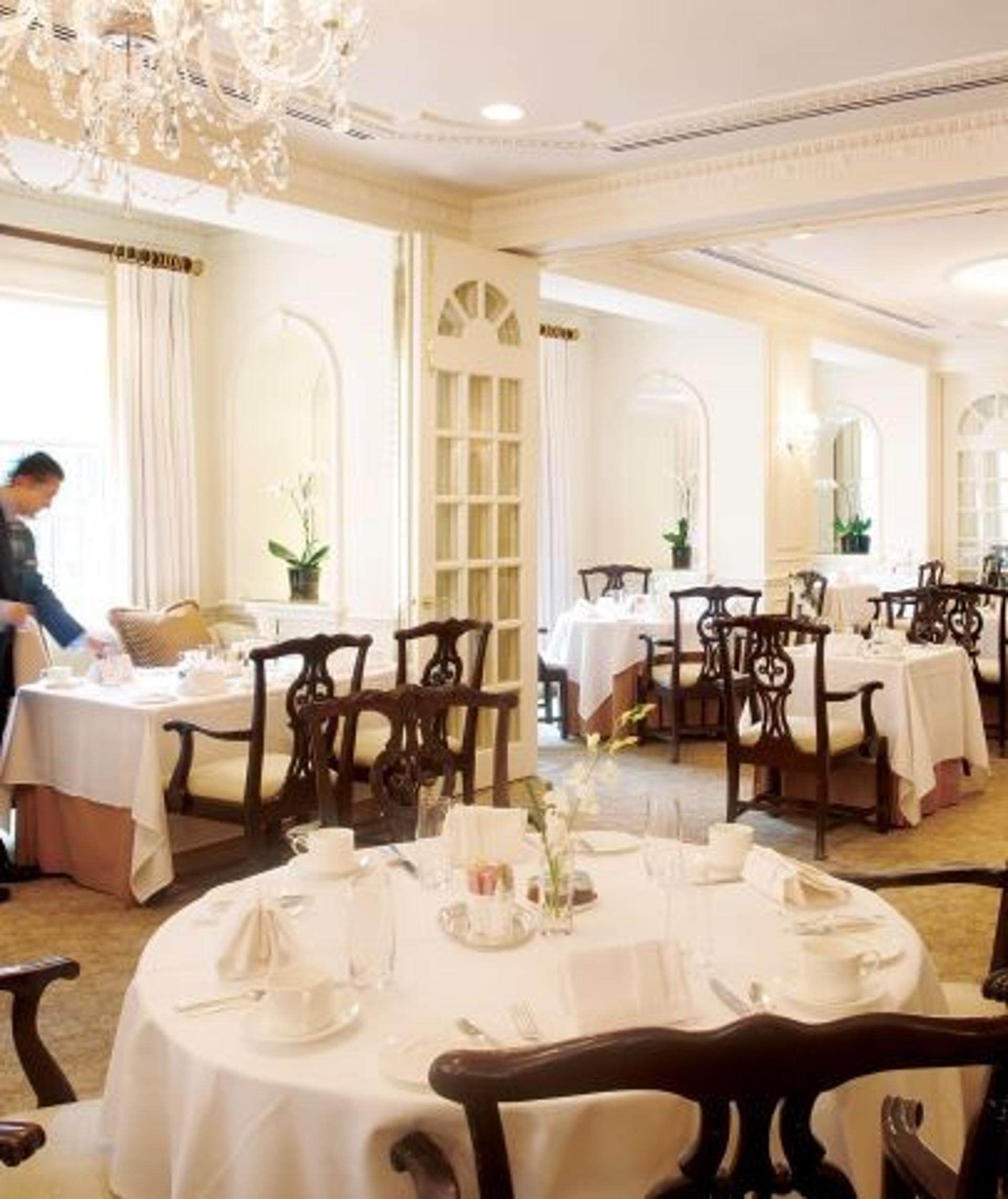  Private Dining Room 